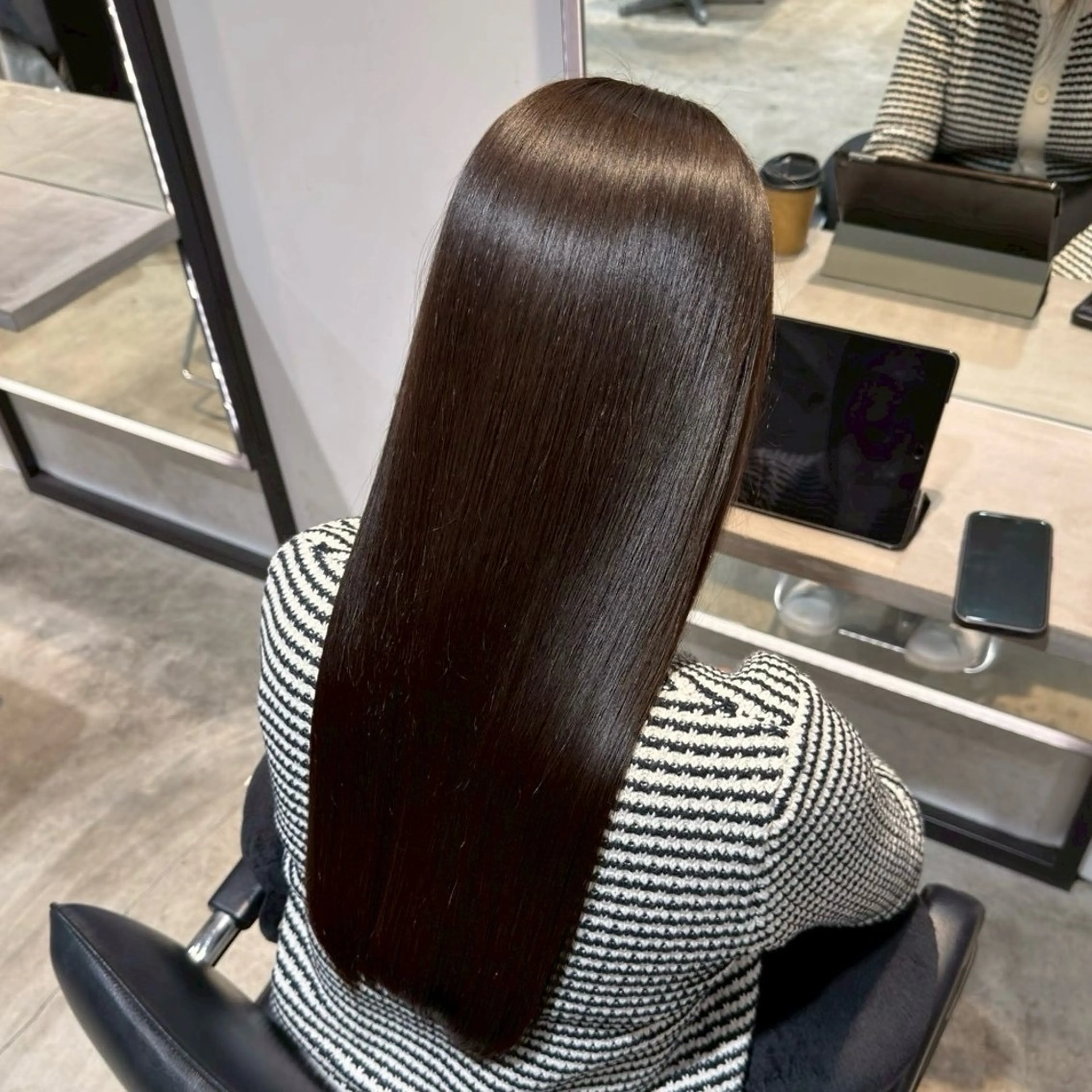 ロング カラー ブラウンカラー はなか こうすけのヘアスタイル