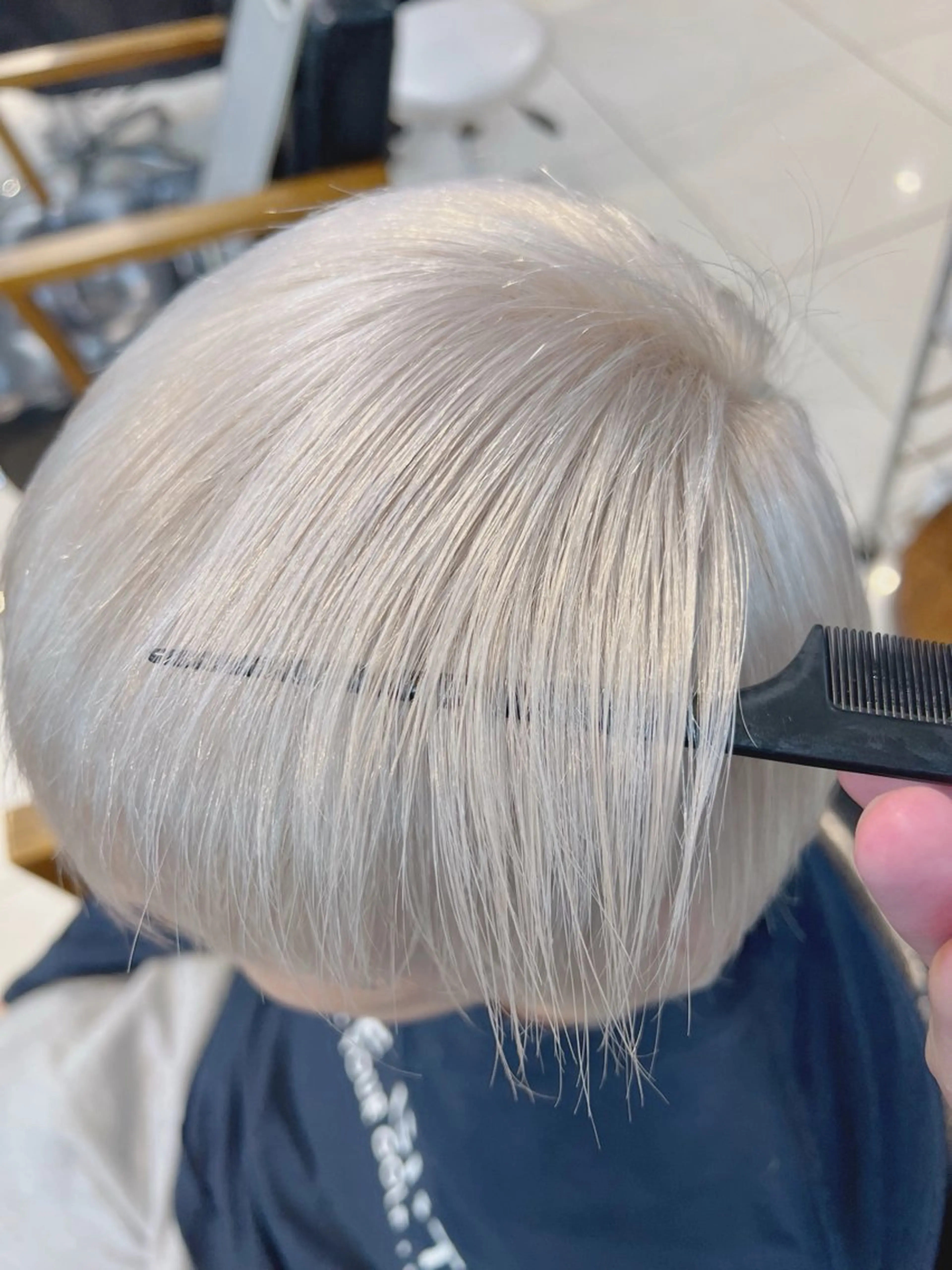 ホワイトブリーチ+トリートメント(ホワイト系、ブロンド系など ※ブリーチ2回程の写真