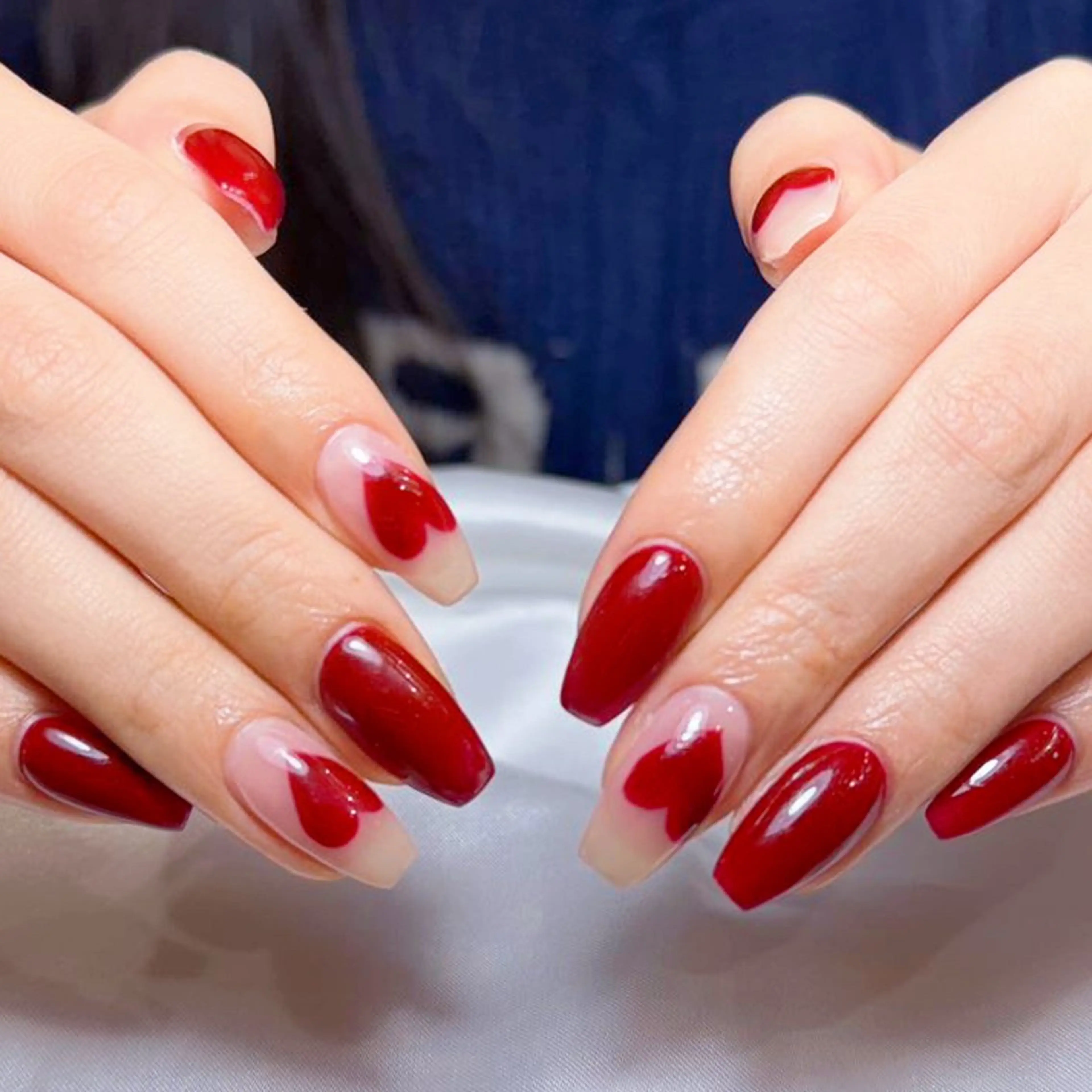 ネイル アートネイル オーロラネイル ガーリー キラキラネイル 韓国ネイル ハンドネイル ハンドケア DEMAIN- ERIのネイルデザイン