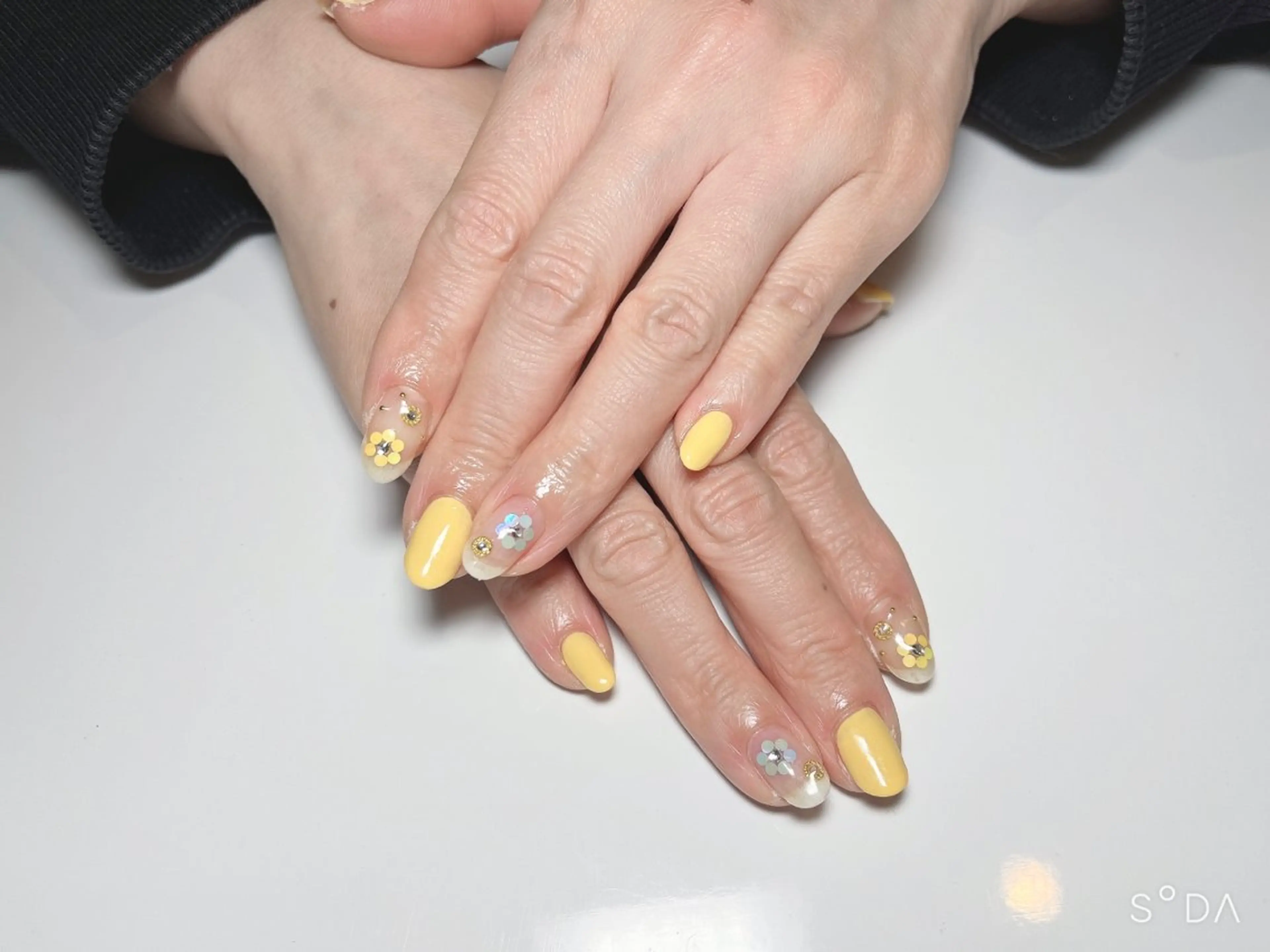 ネイル ハンドネイル Ree所属・ネイル脱毛 Reeのネイルデザイン