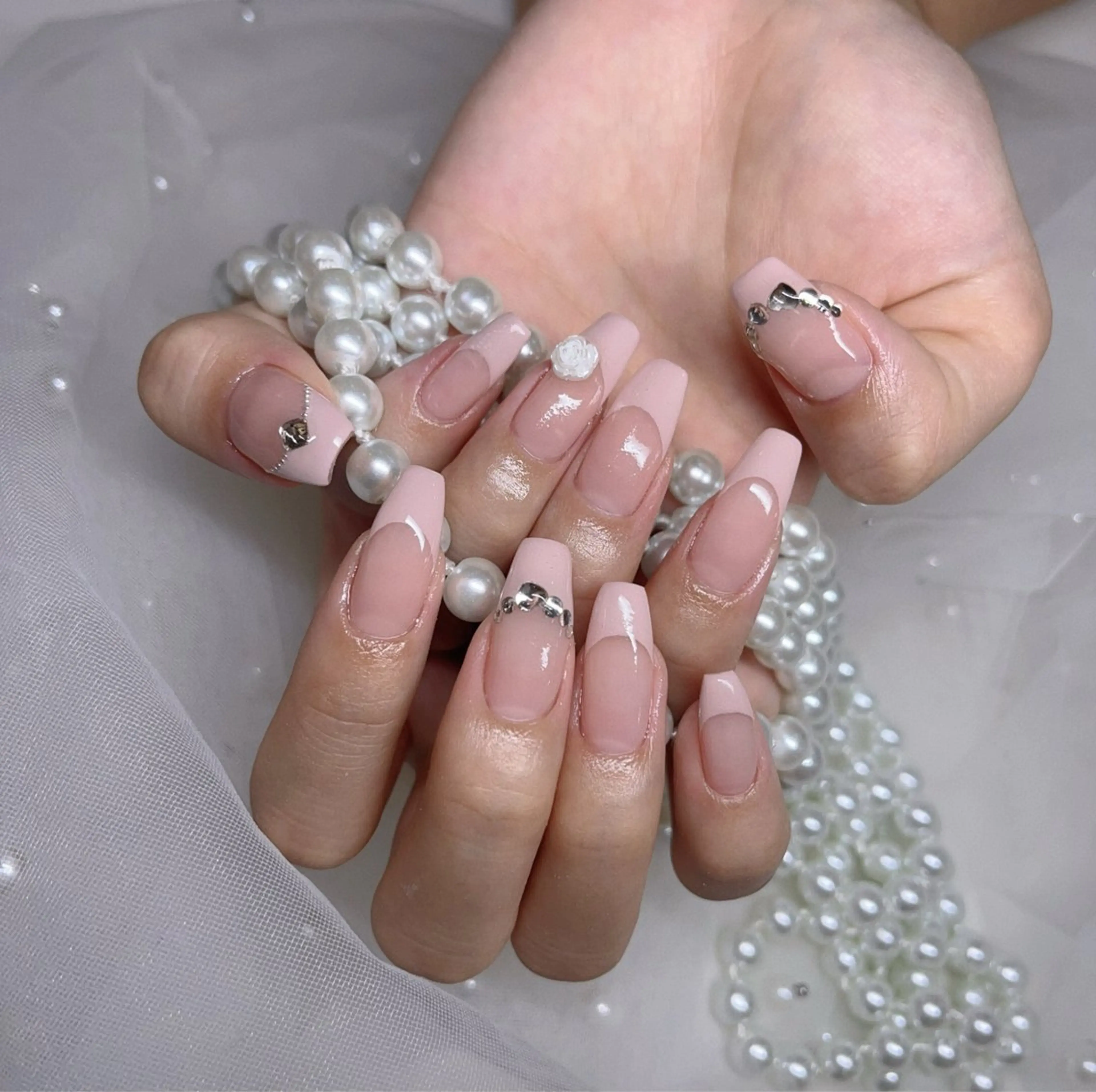 ネイル Fairyフェアリーネイルサロン所属・Nail Hibi サロンのネイルデザイン