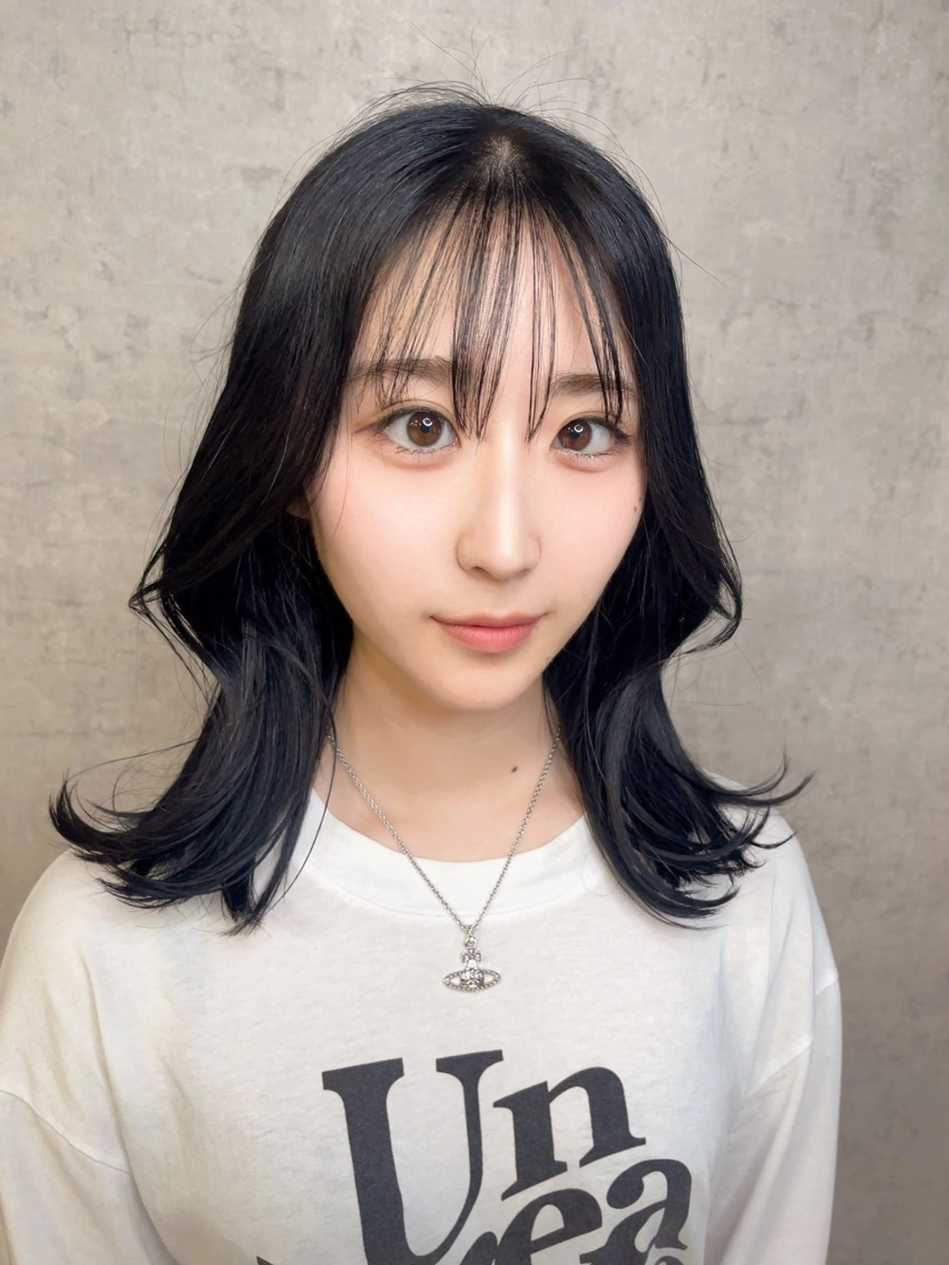 ミディアム KAEDE🎀 ジャニオタ美容師のヘアスタイル