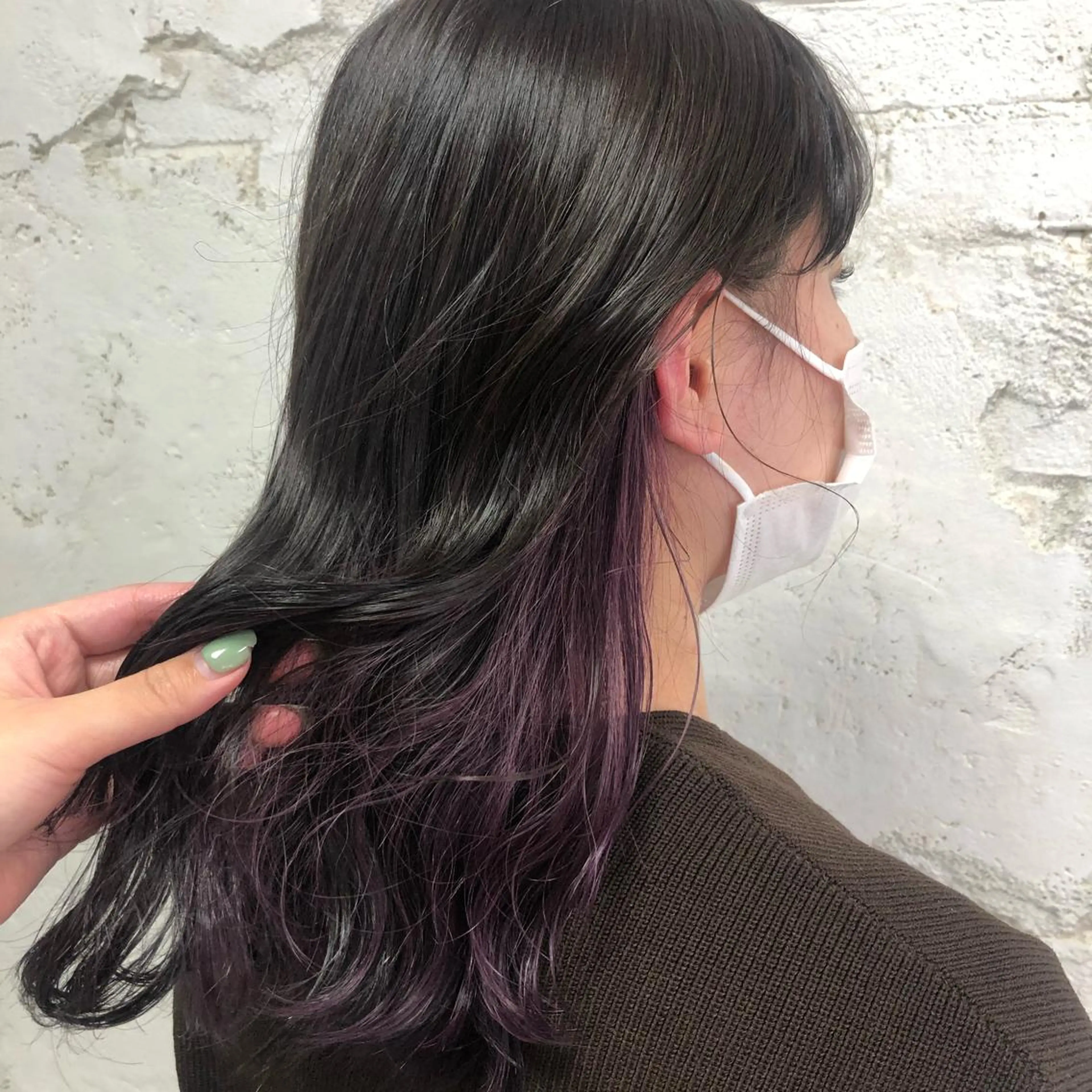 セミロング カラー インナーカラー ピンクカラー パープルカラー 艶ハイトーン👑♡ NATSUKIのヘアスタイル