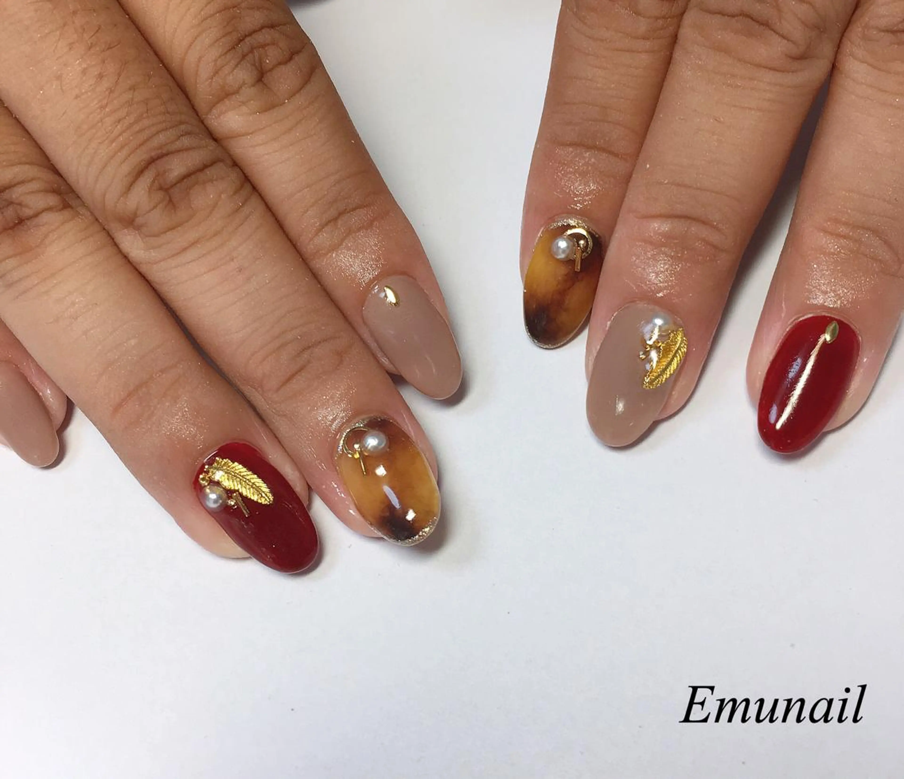 ネイル ハンドネイル Emu Nailのネイルデザイン