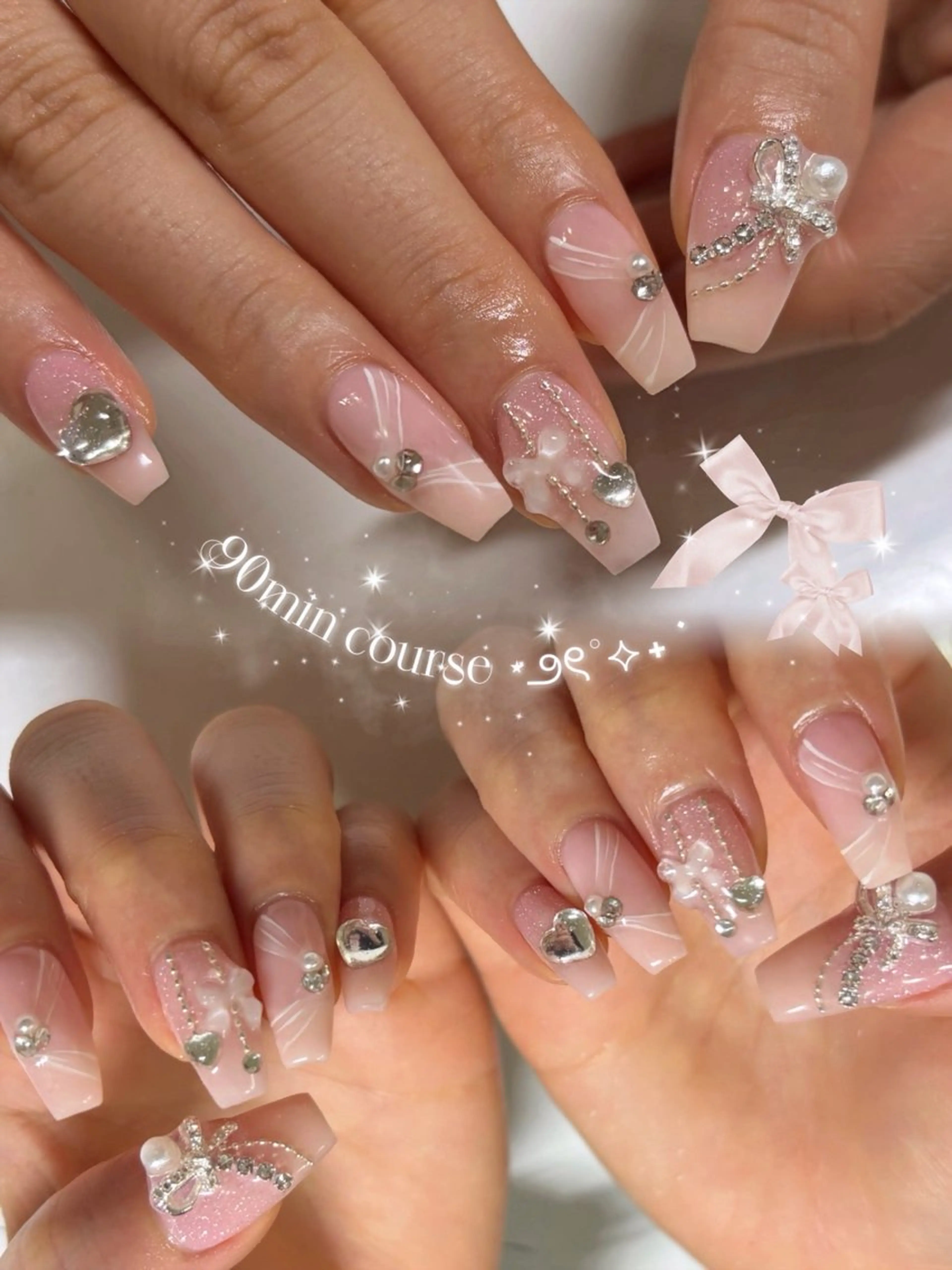 ネイル ハンドネイル ViViA momokaのネイルデザイン