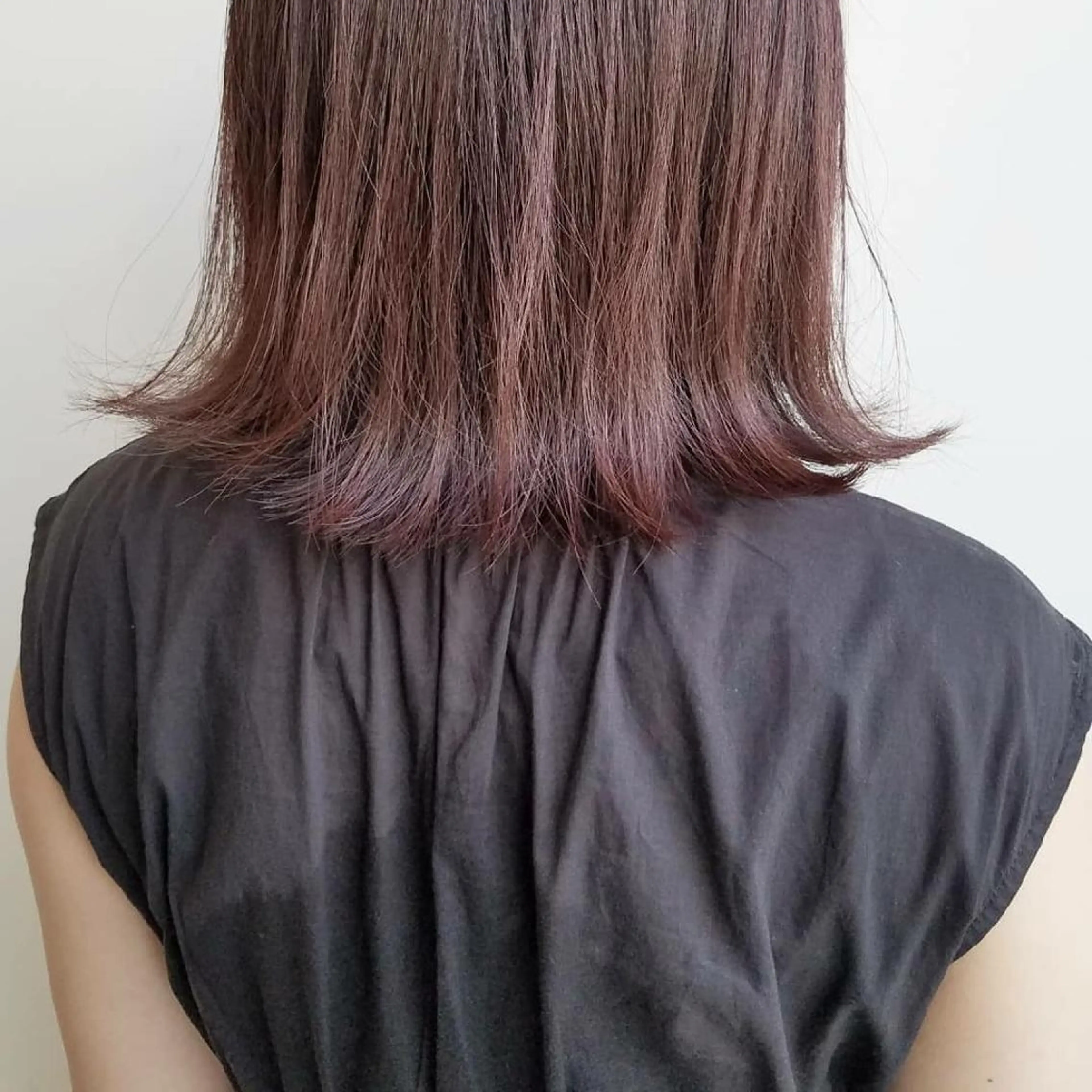 ミディアム カラー パーマ iplus✴ まつげ、眉毛、耳つぼのマツエク・マツパデザイン