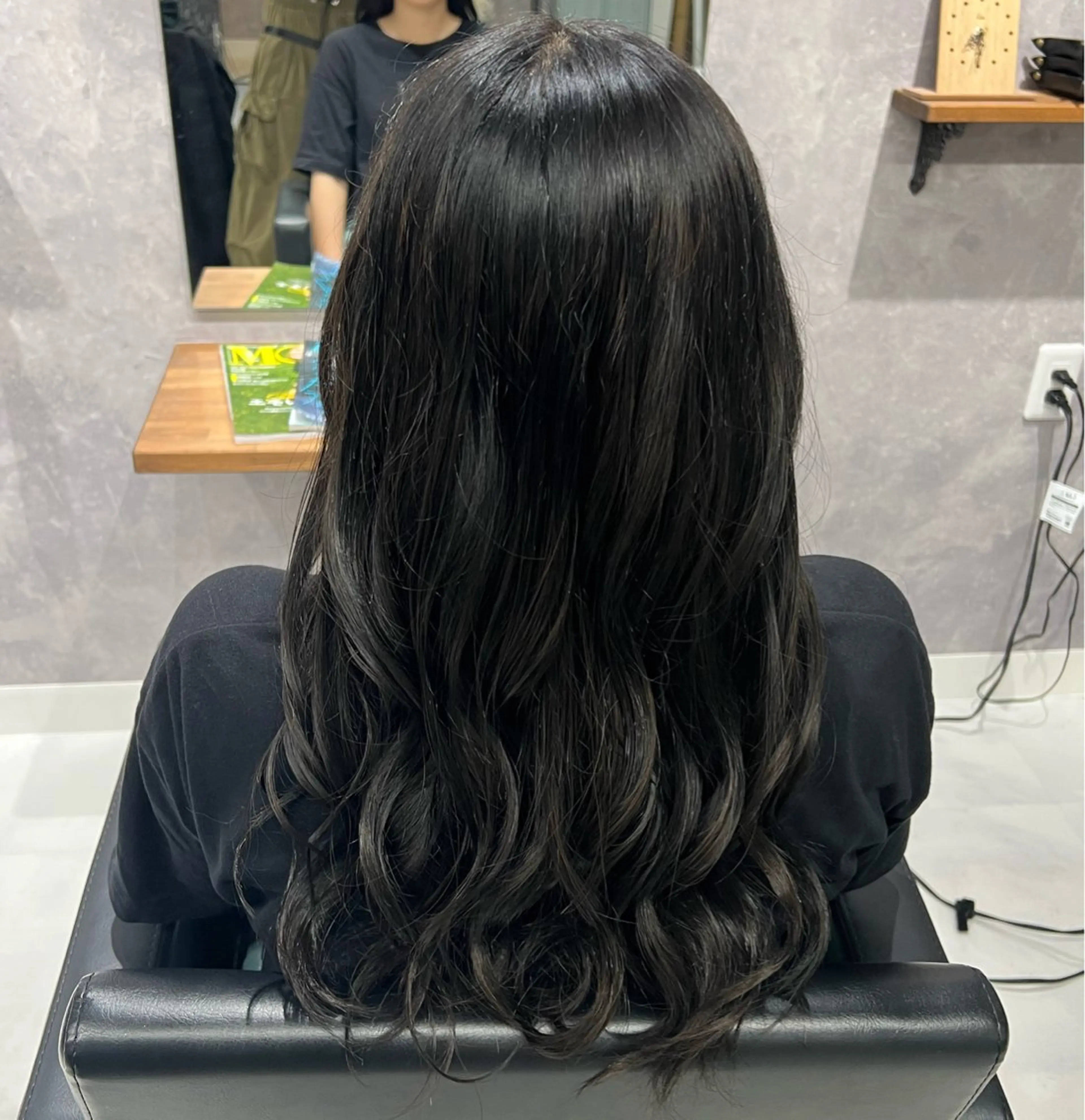 セミロング カラー ヘアカラー Las.所属・萩原 一葉のヘアスタイル