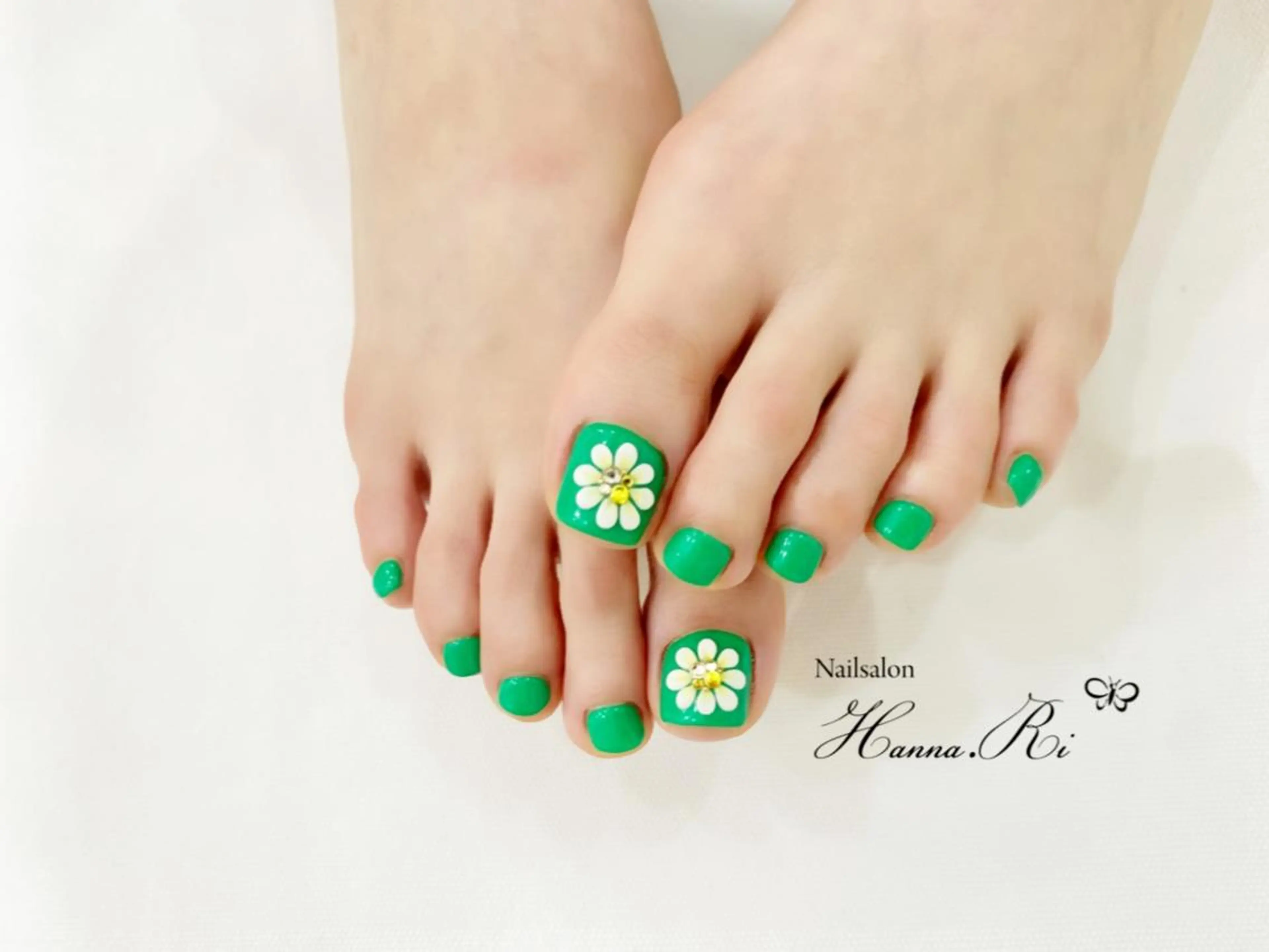 ネイル Nailsaron Hanna.Ri ☆のネイルデザイン