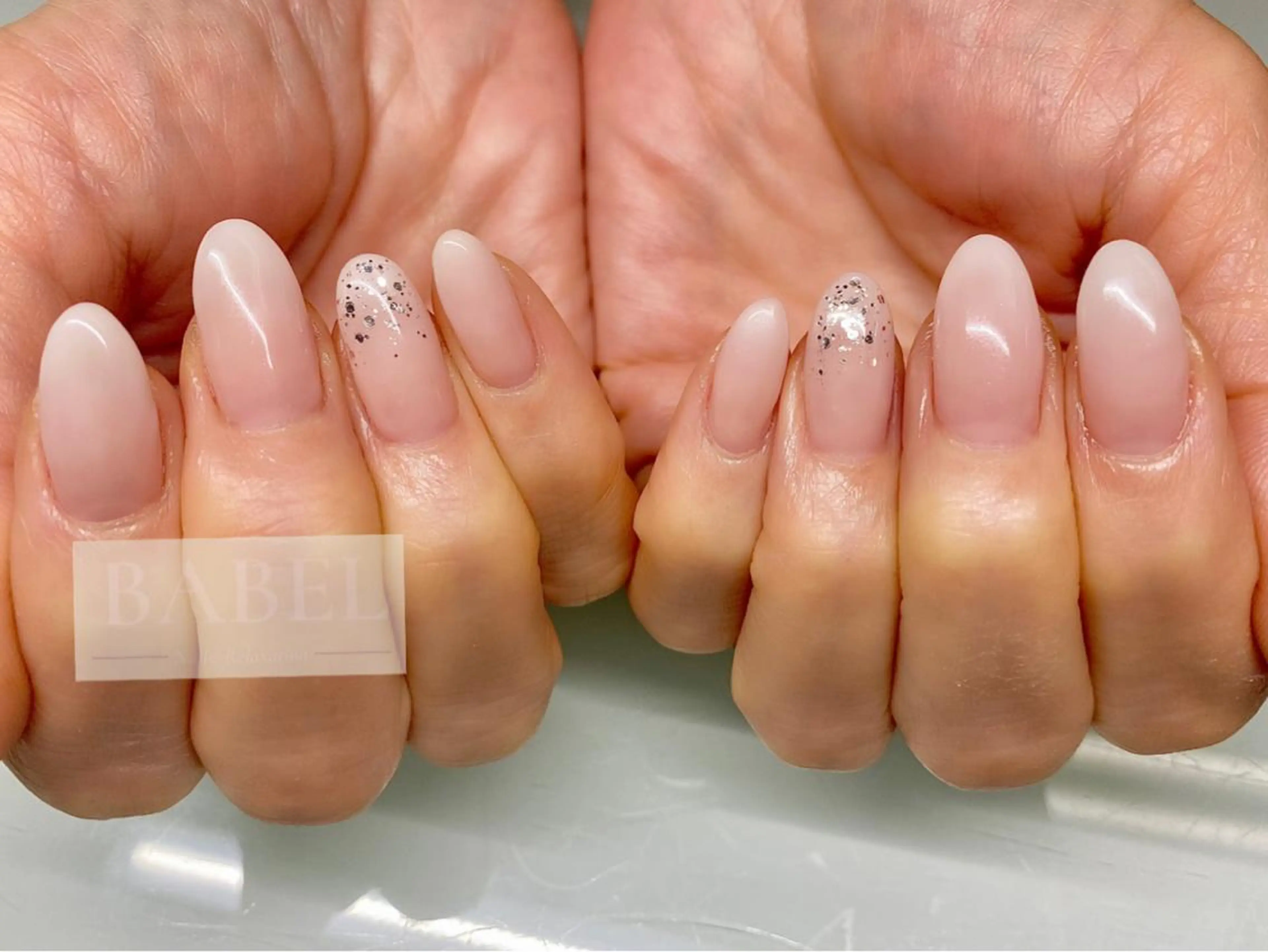 ネイル アートネイル ジェルネイル オフィスネイル ショートネイル ハンドネイル BABELバベル所属・江戸川橋✨BABEL 【バベル】大人可愛いのネイルデザイン