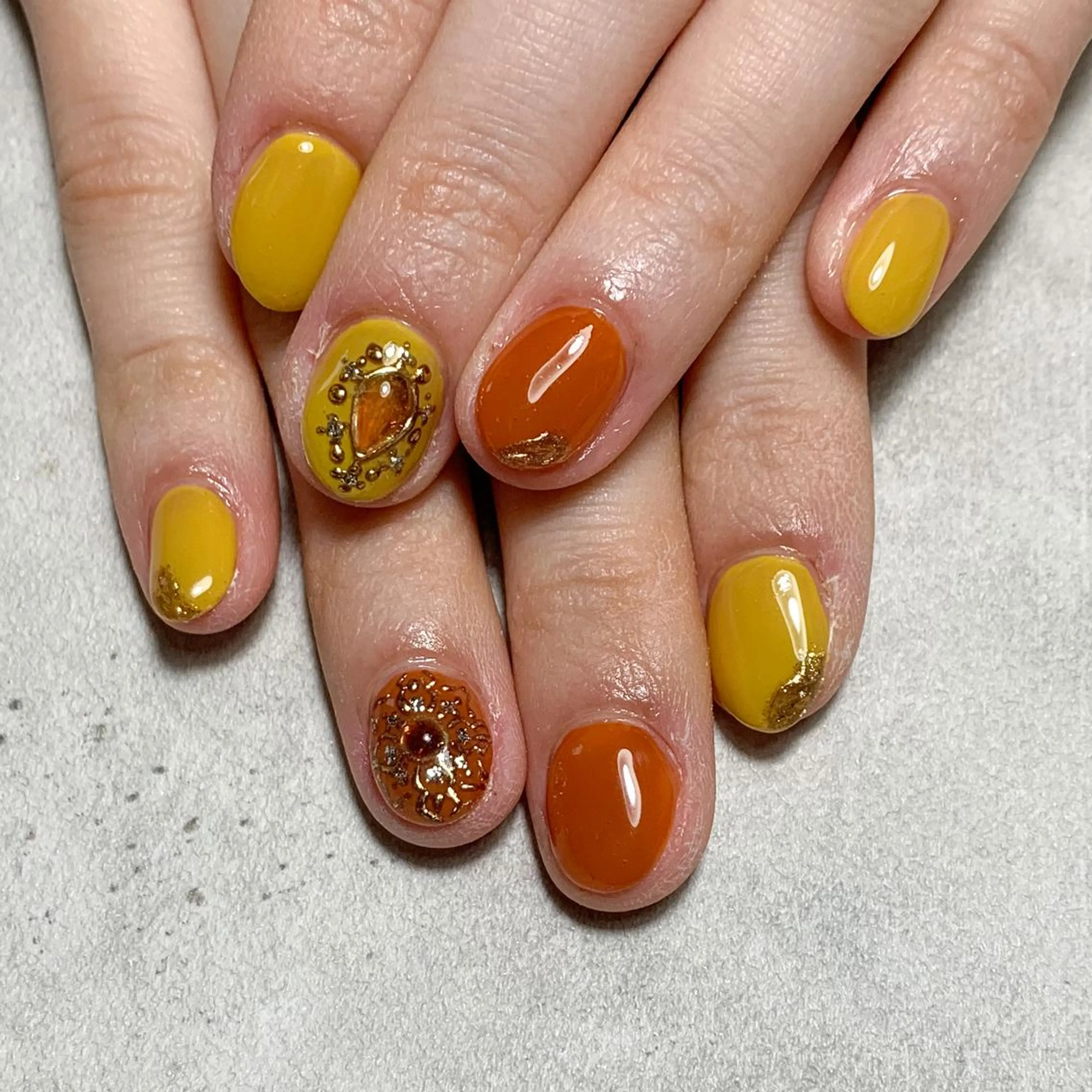 ネイル atelier　FIORITURA所属・FIORITURA aiのネイルデザイン