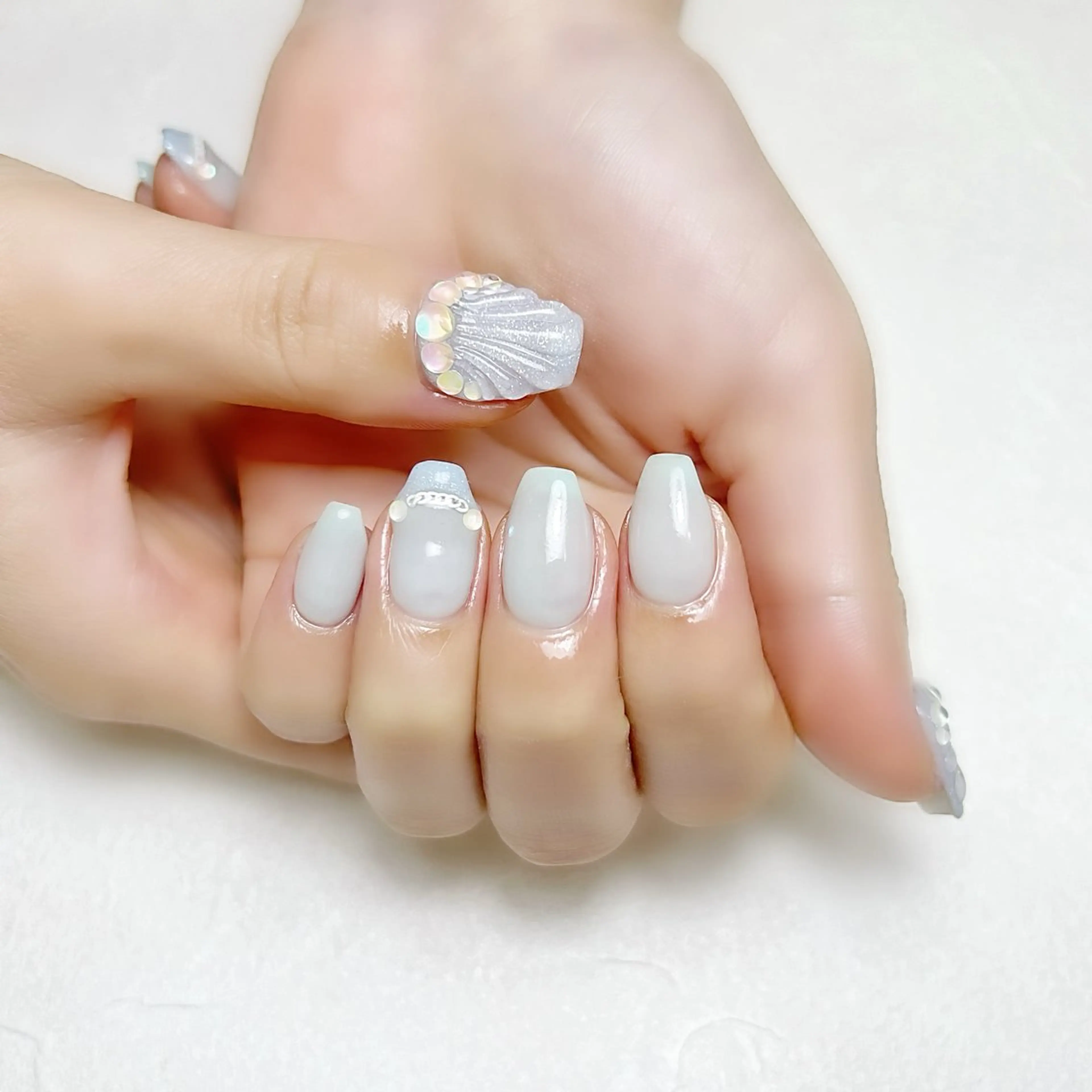 ネイル ブルー 氷ネイル・うるうるネイル ラメ(グリッター) 夏ネイル rouse nail RISATOのネイルデザイン