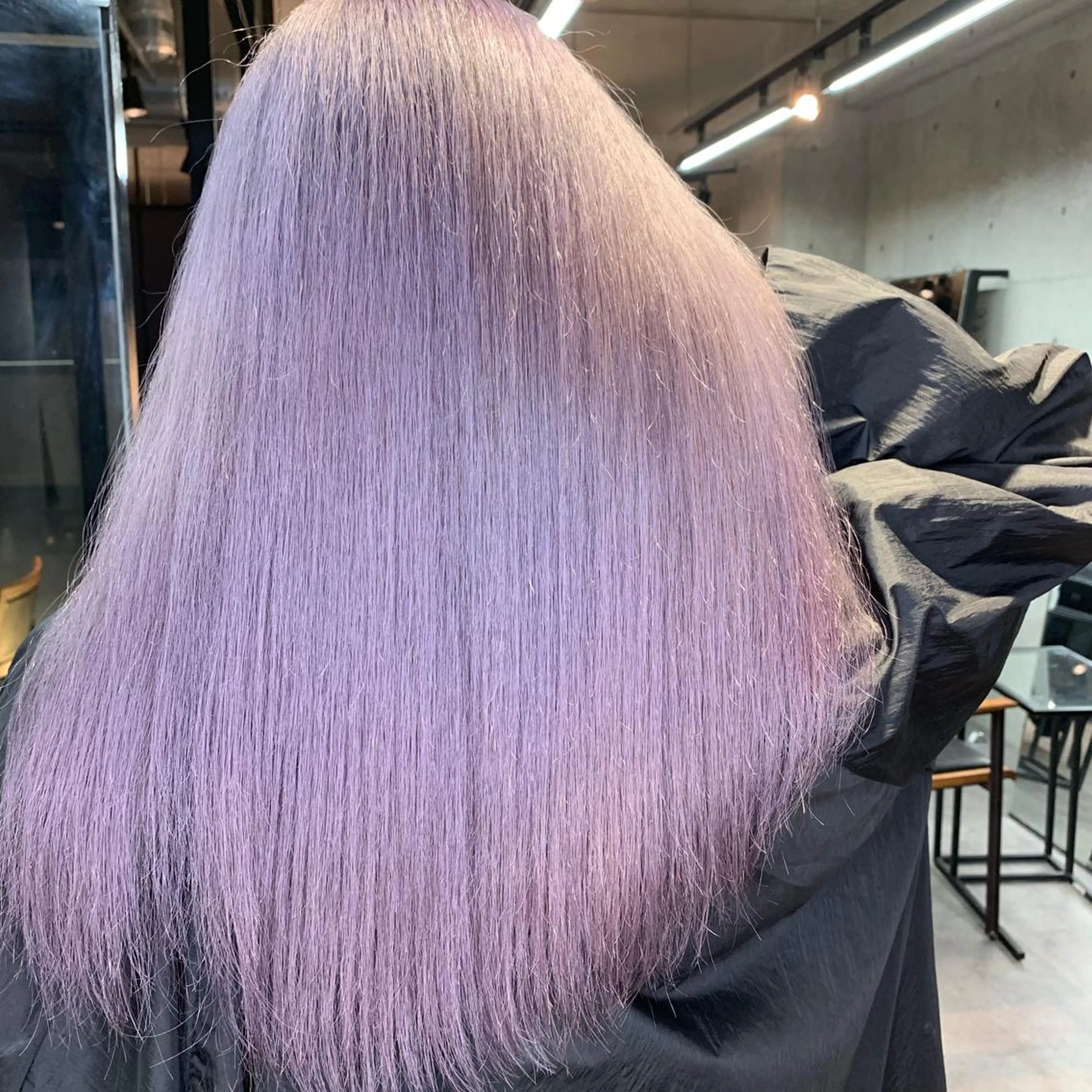 セミロング カラー MIL心斎橋所属・Clair クレアのヘアスタイル