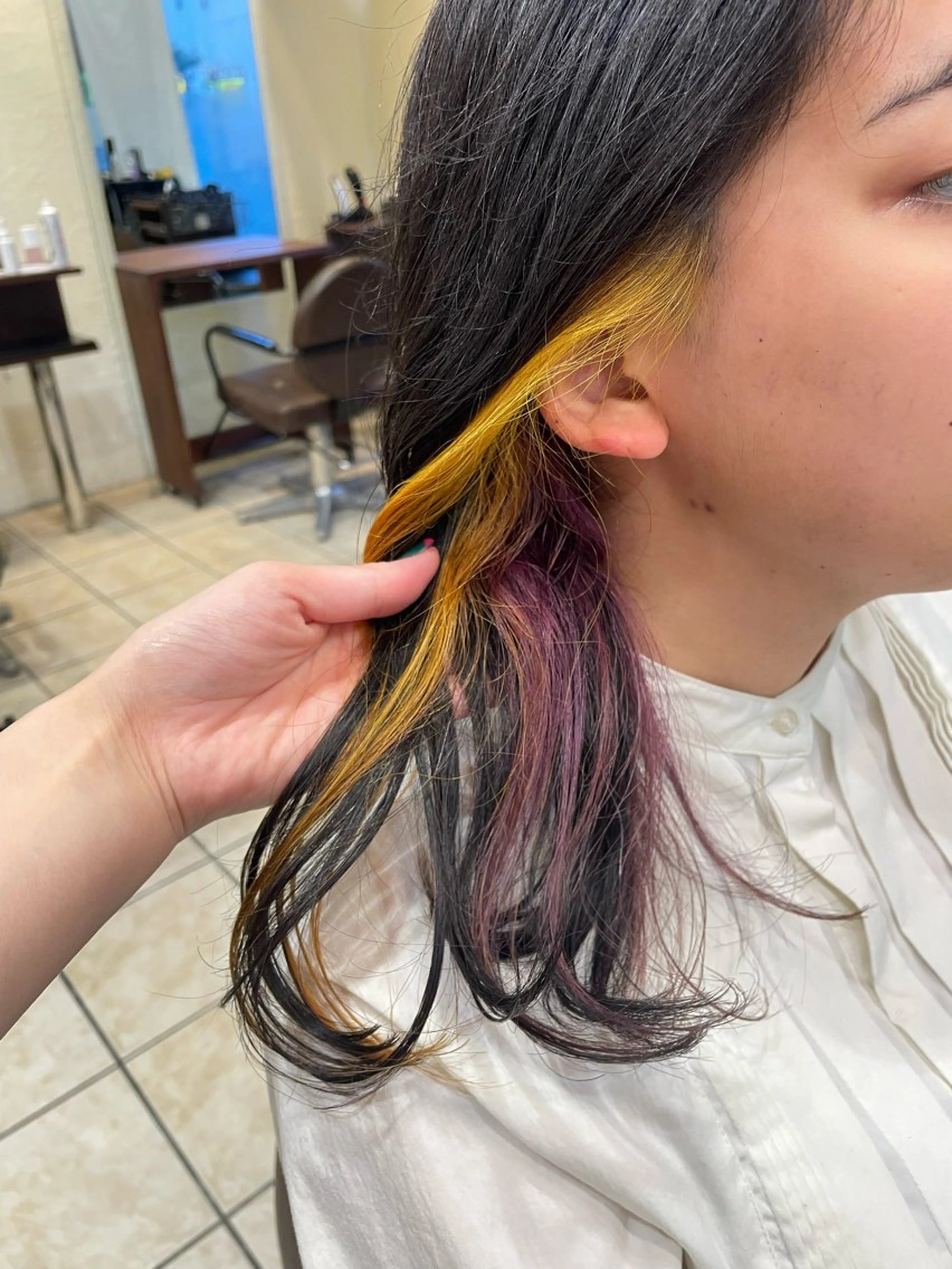 ミディアム ヘアカラー 桑田 新菜のヘアスタイル