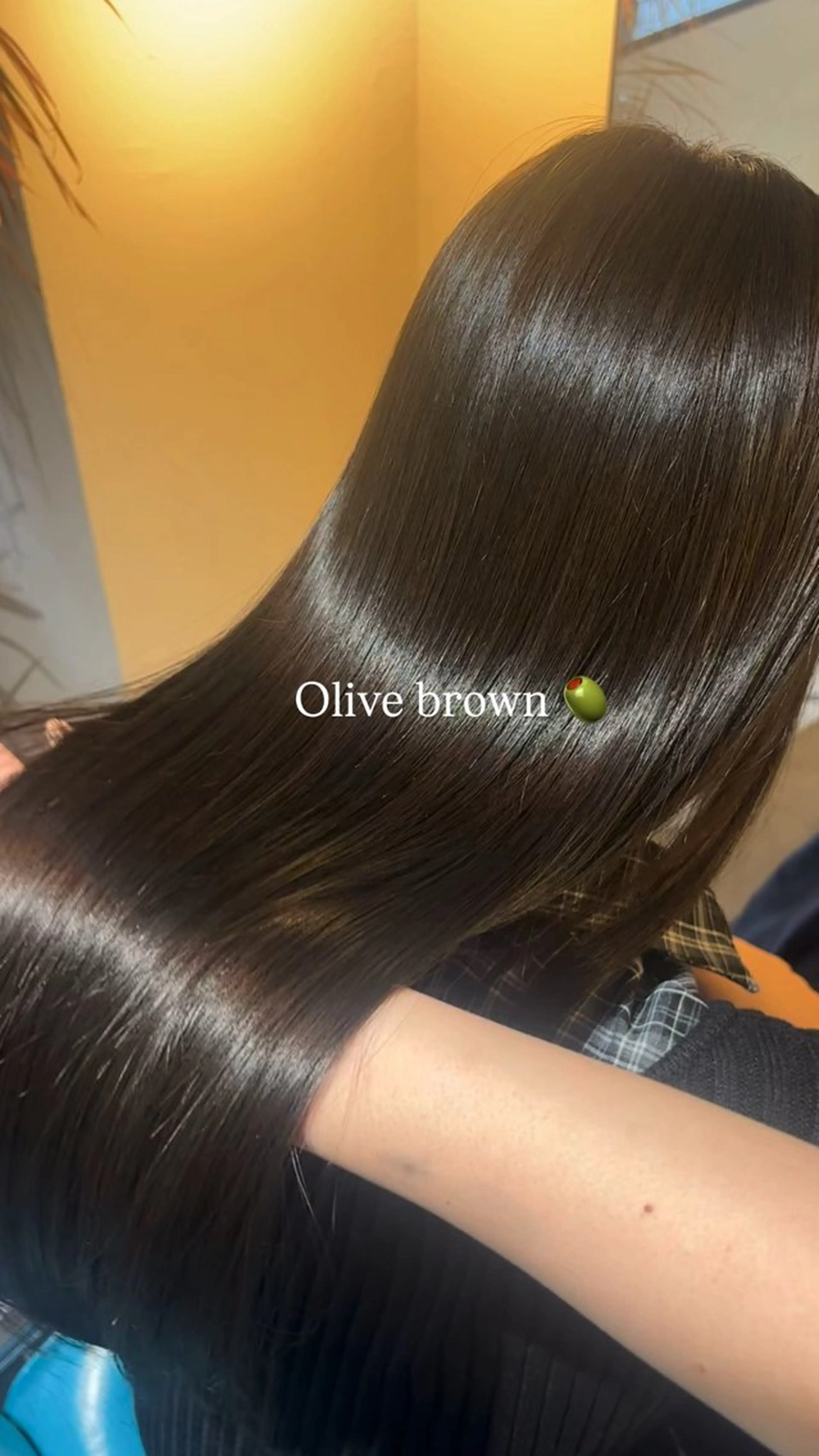 ロング ヘアカラー トリートメント Kazuha /透明感カラーのヘアスタイル