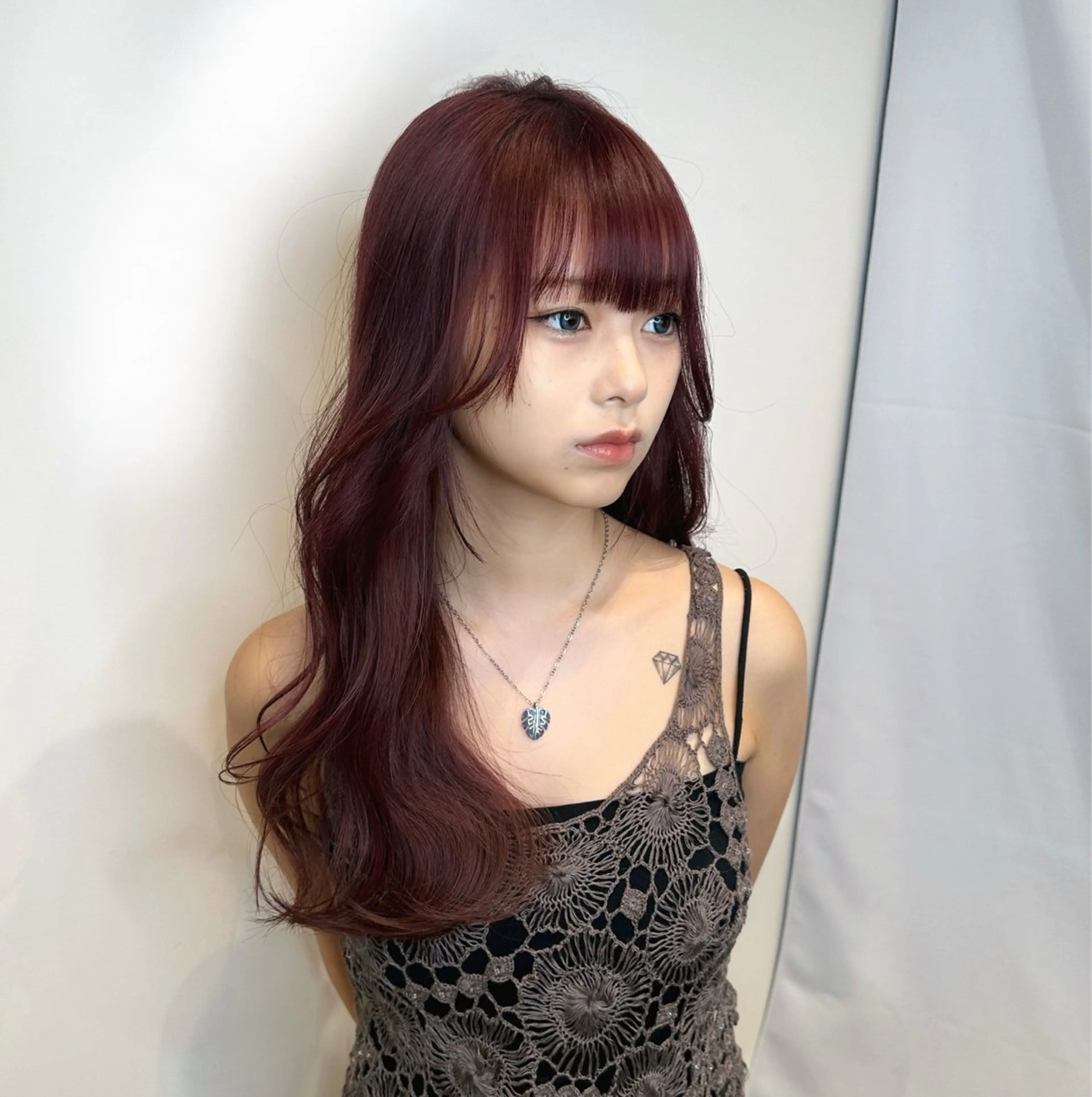 セミロング カラー ブリーチ ダブルカラー ブリーチなしカラー 髪質改善 ヘアカラー 大阪ウルフカット ハッシュカットのヘアスタイル