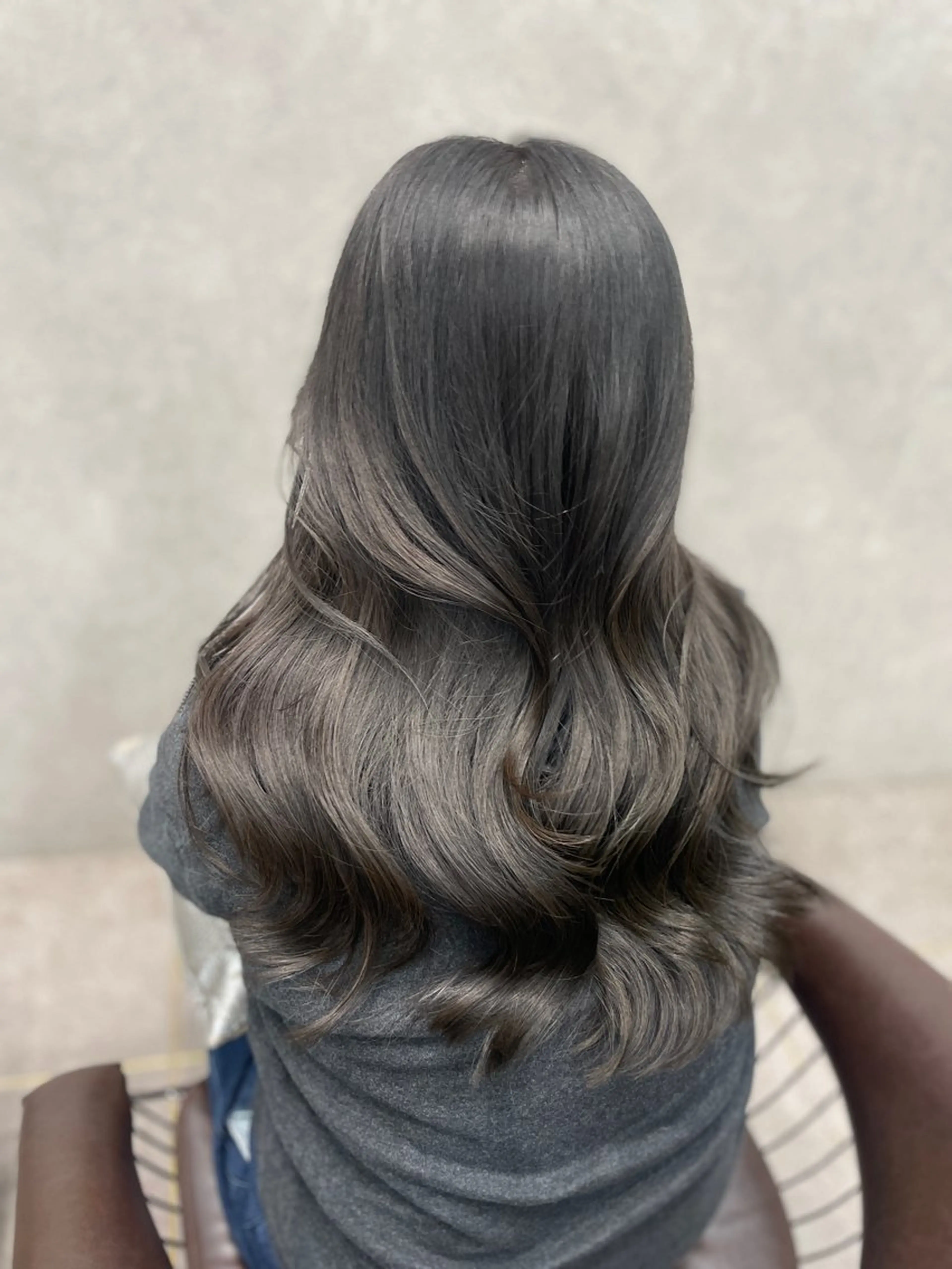 セミロング ヘアカラー トリートメント Nanami / ベージュ/グレージュのヘアスタイル