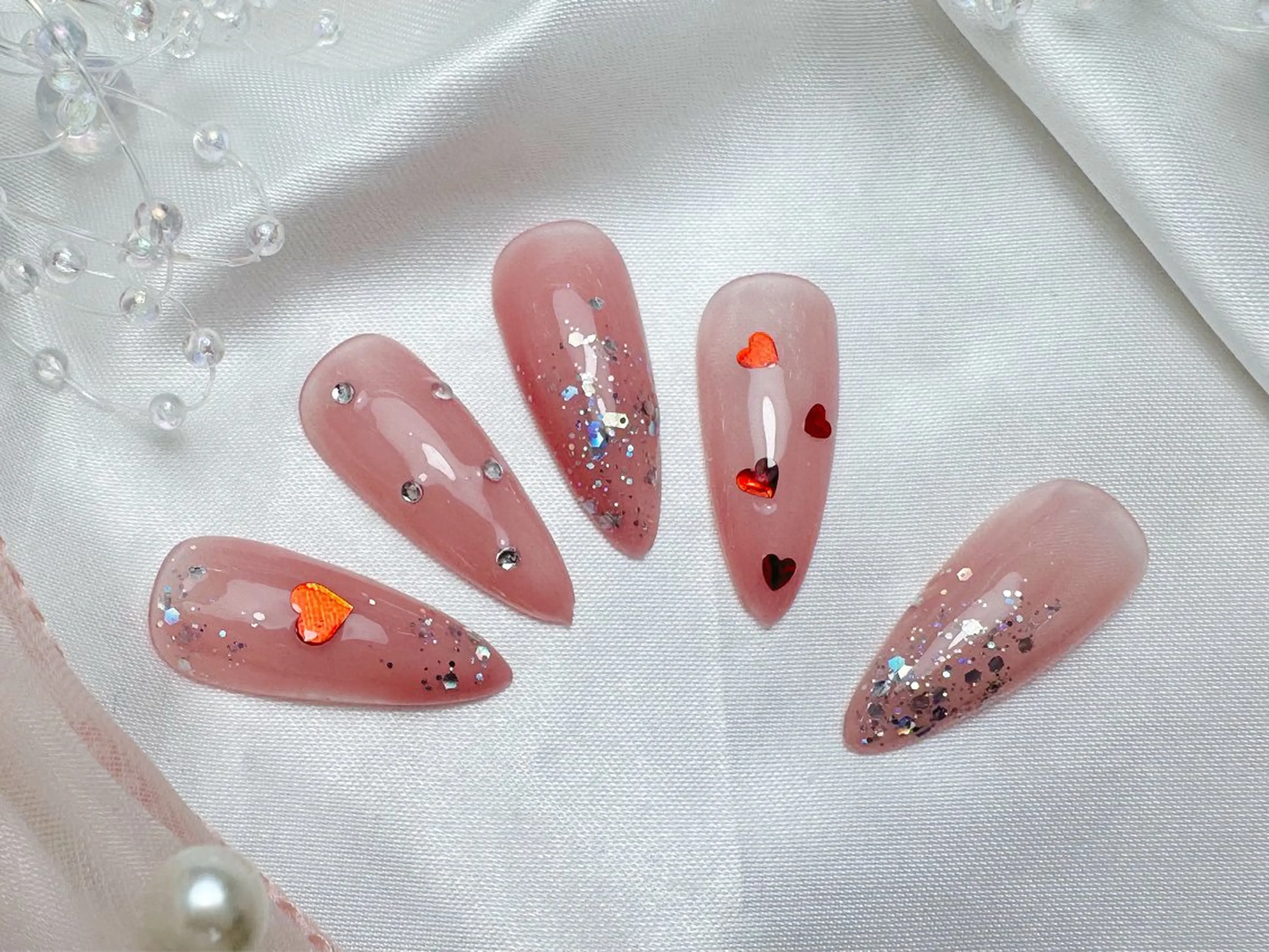 ネイル ハンドネイル ビューティーサロン　フラワーズ所属・ビューティーサロン フラワーズ　ヒのネイルデザイン