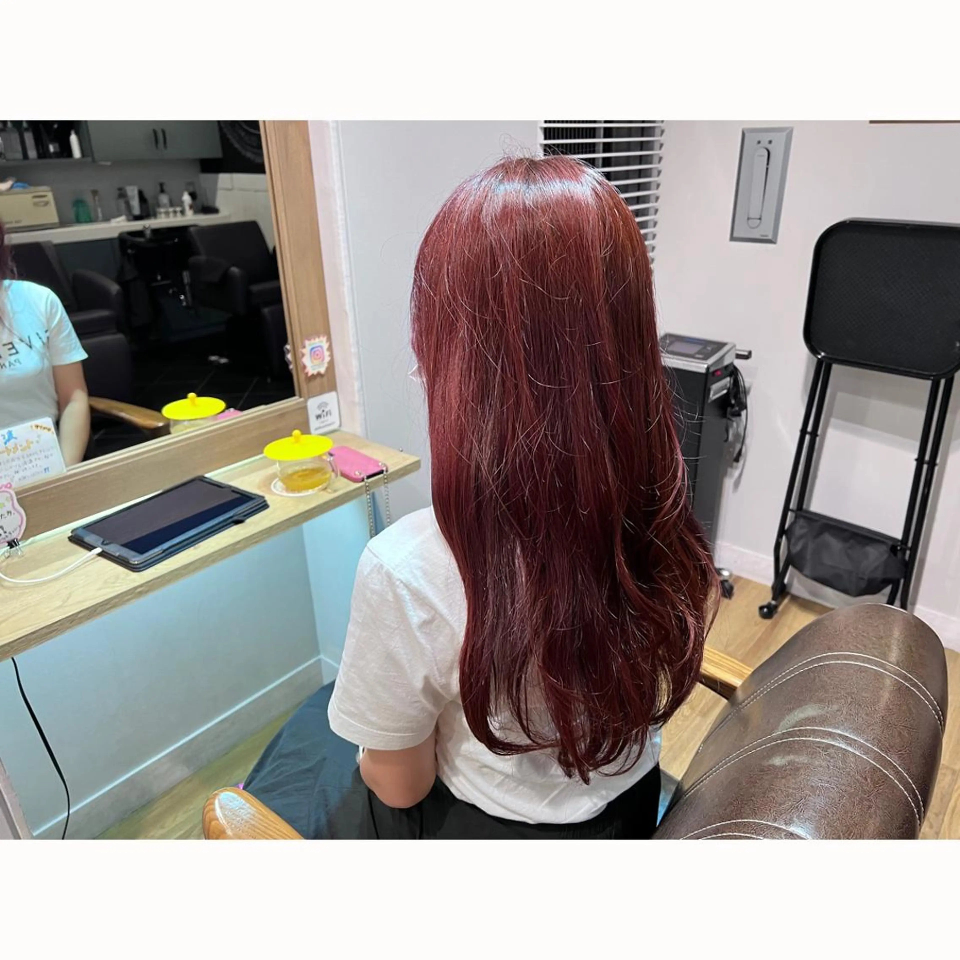 ロング カラー ピンクカラー ヘアカラー トリートメント ツキダテ ユイのヘアスタイル