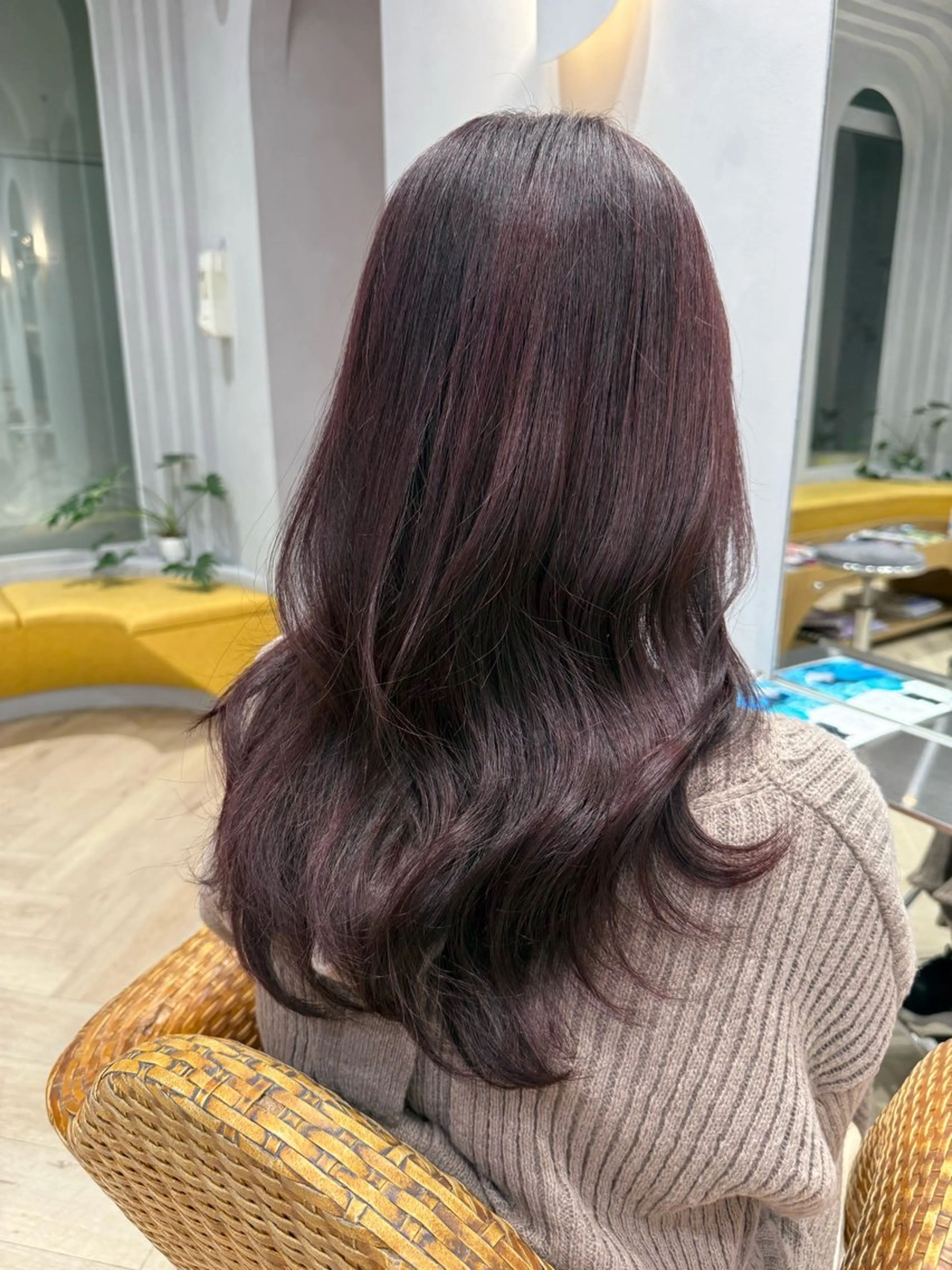 ロング カラー ヒジオカ リナのヘアスタイル