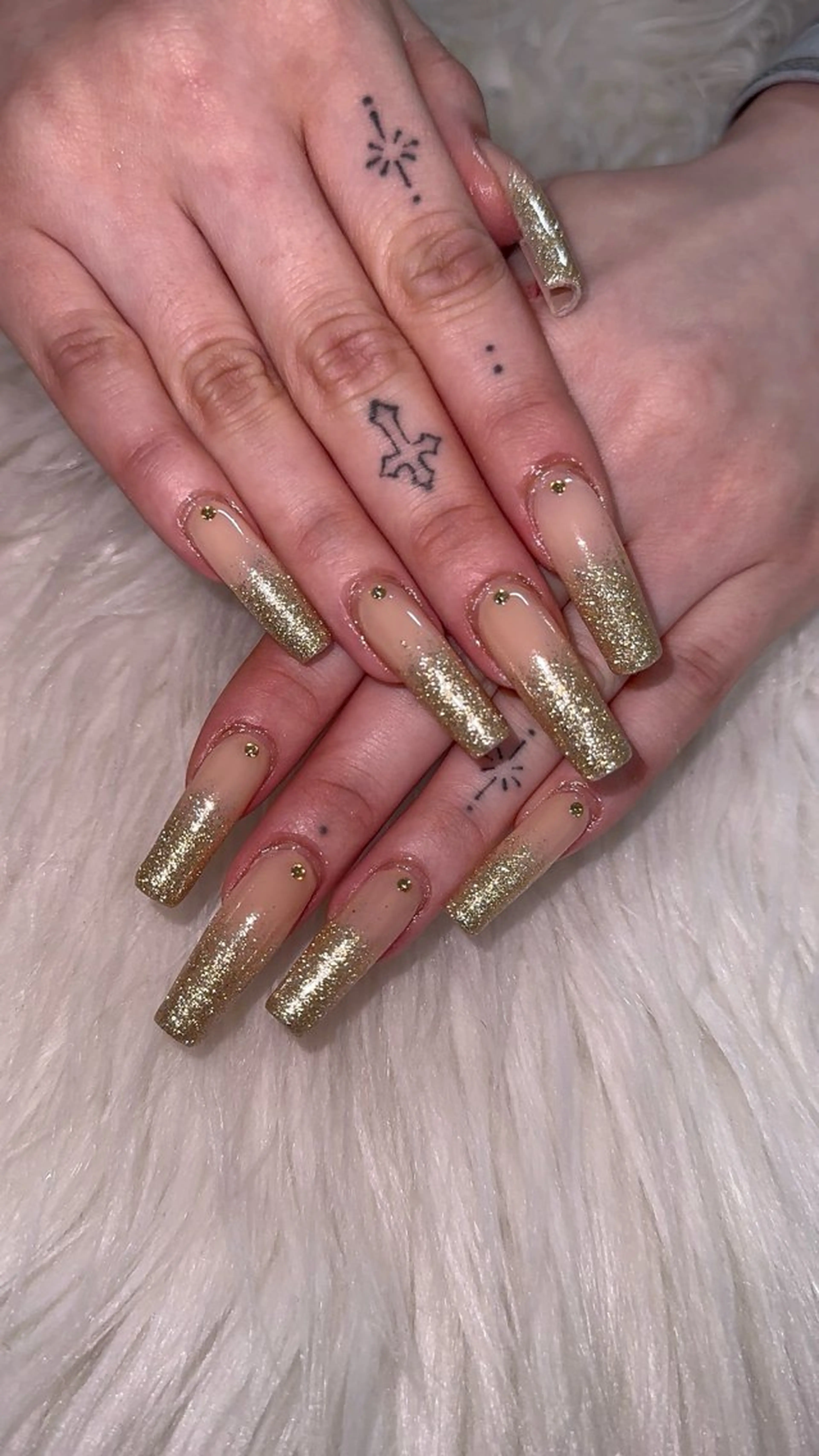 ネイル ハンドネイル 黒川 実祐のネイルデザイン