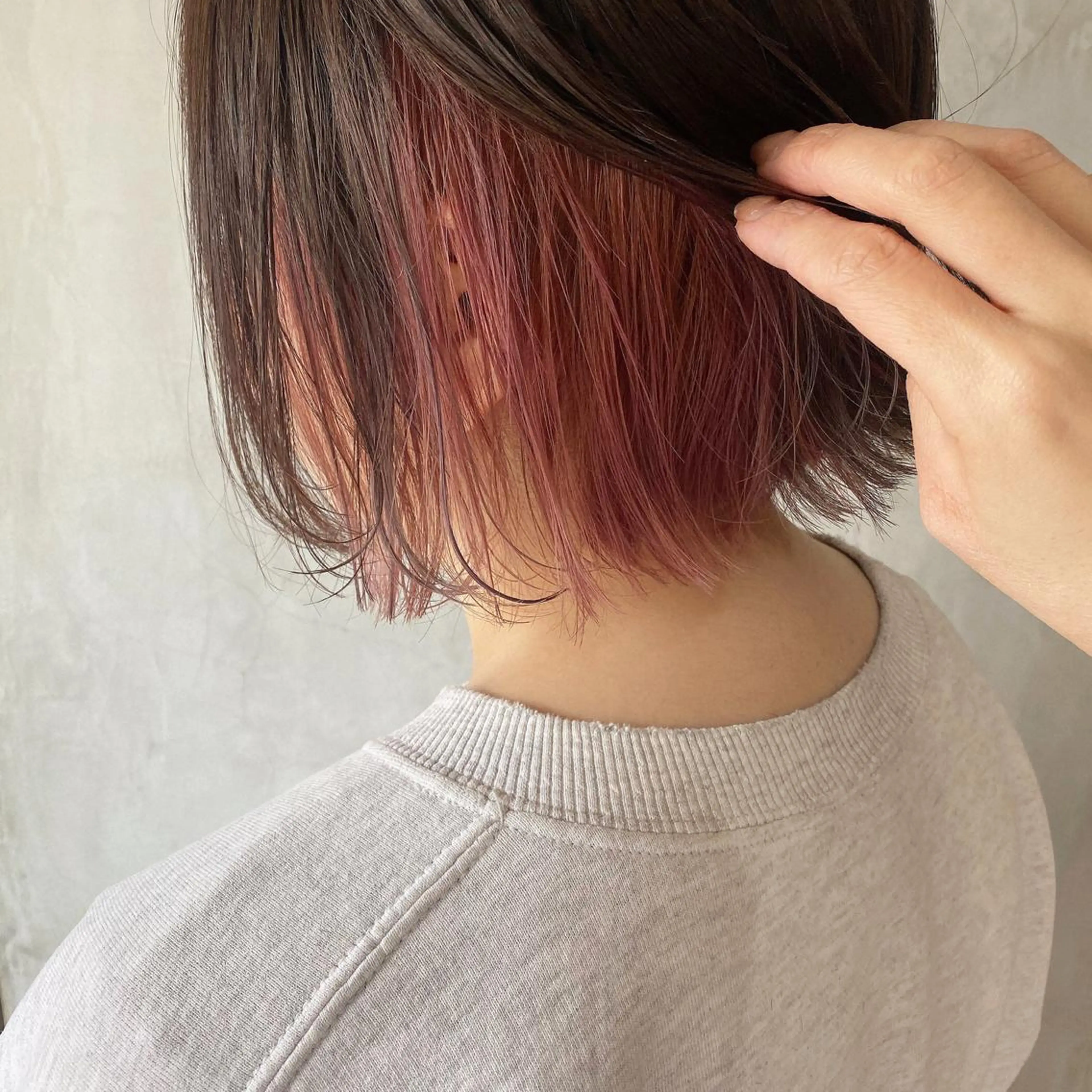 🌈🎨カット＋ブリーチなしインナーカラー (入れ直し)＋全体染め＋フラーレン配合トリートメント🎨🌈の写真