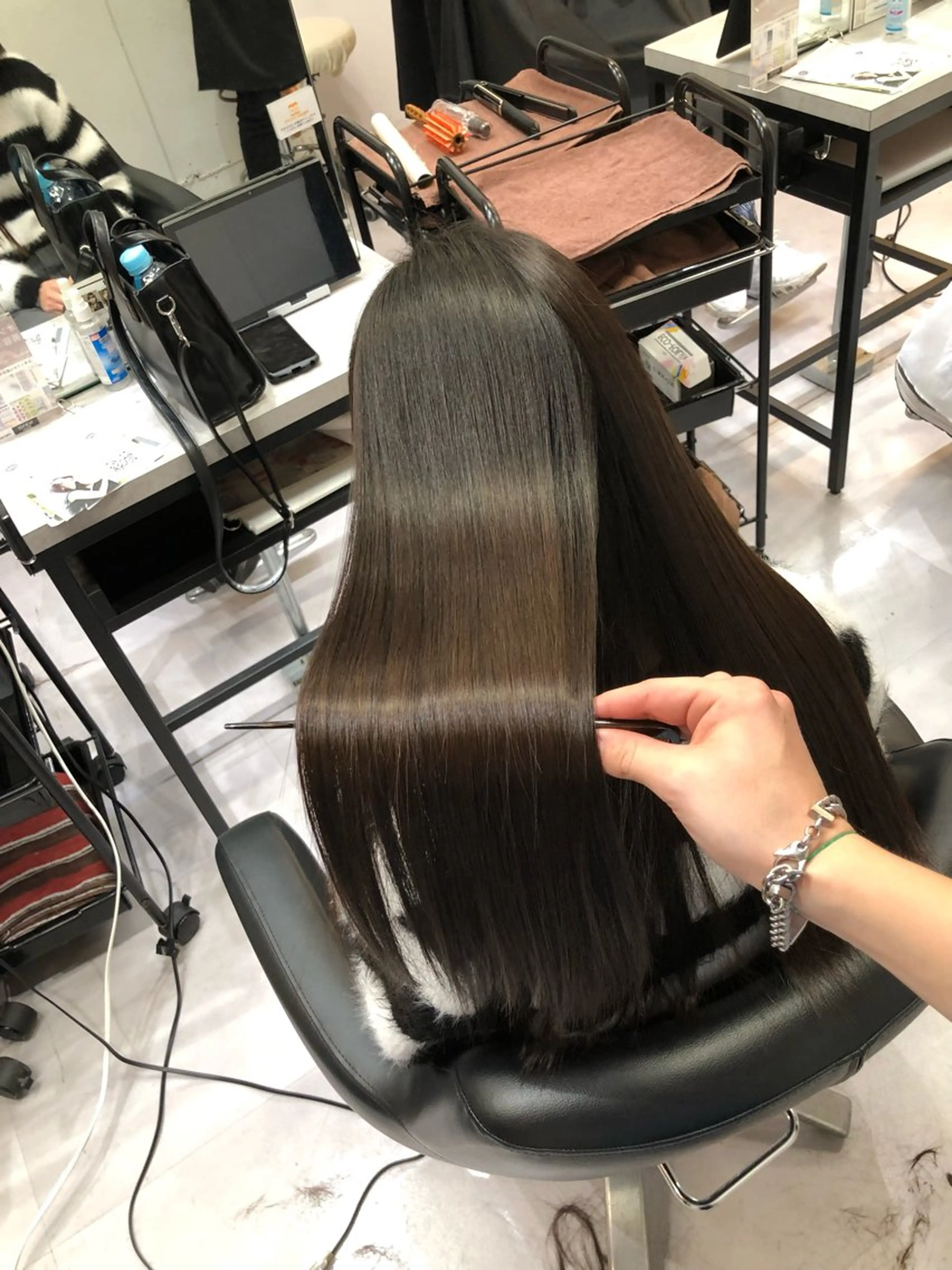 ロング カラー 縮毛矯正 トリートメント 🦋レイヤー✖︎ 髪質改善🦋リョウヤのヘアスタイル