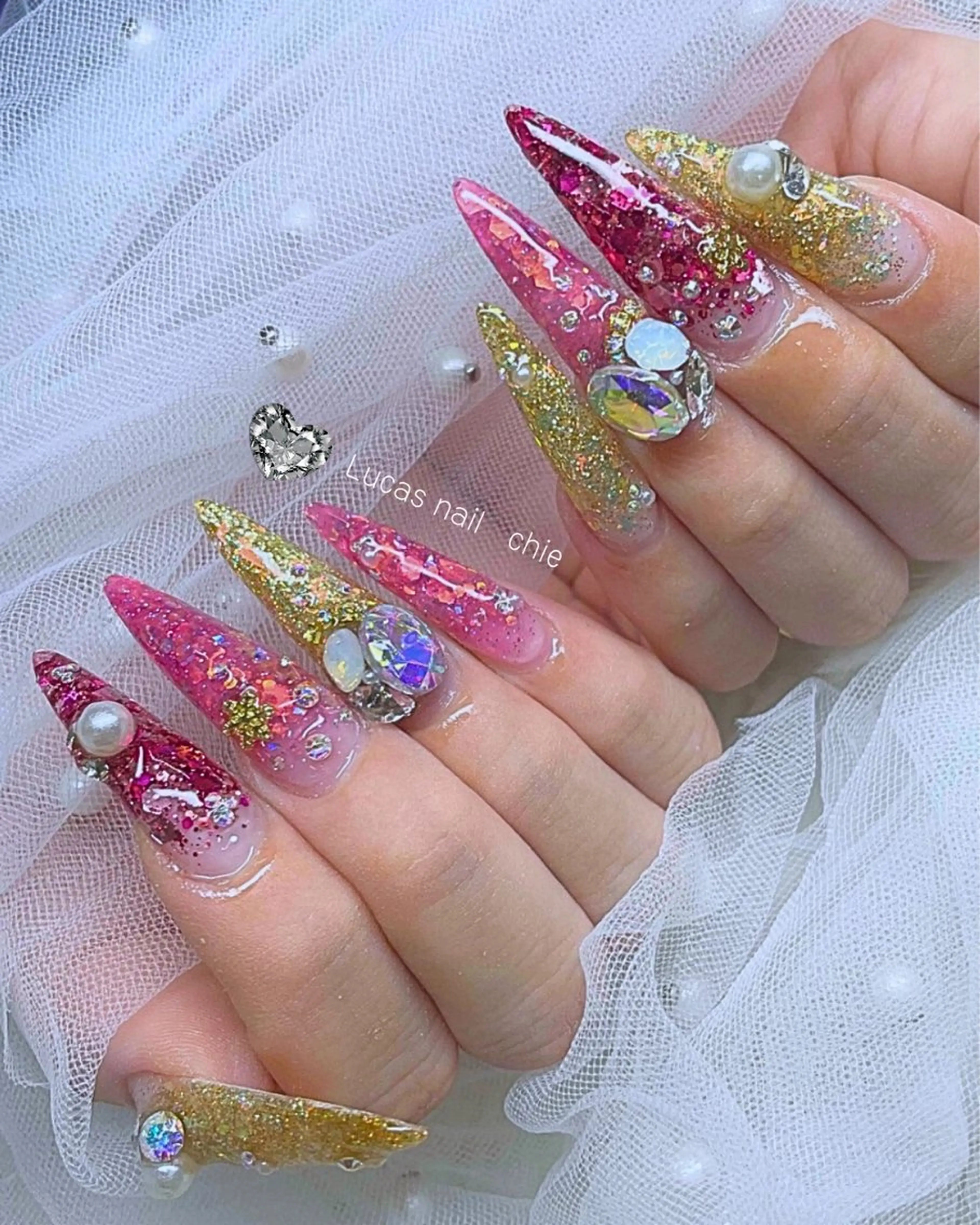 ネイル 冬ネイル クリスマス ハンドネイル 南田 千絵のネイルデザイン