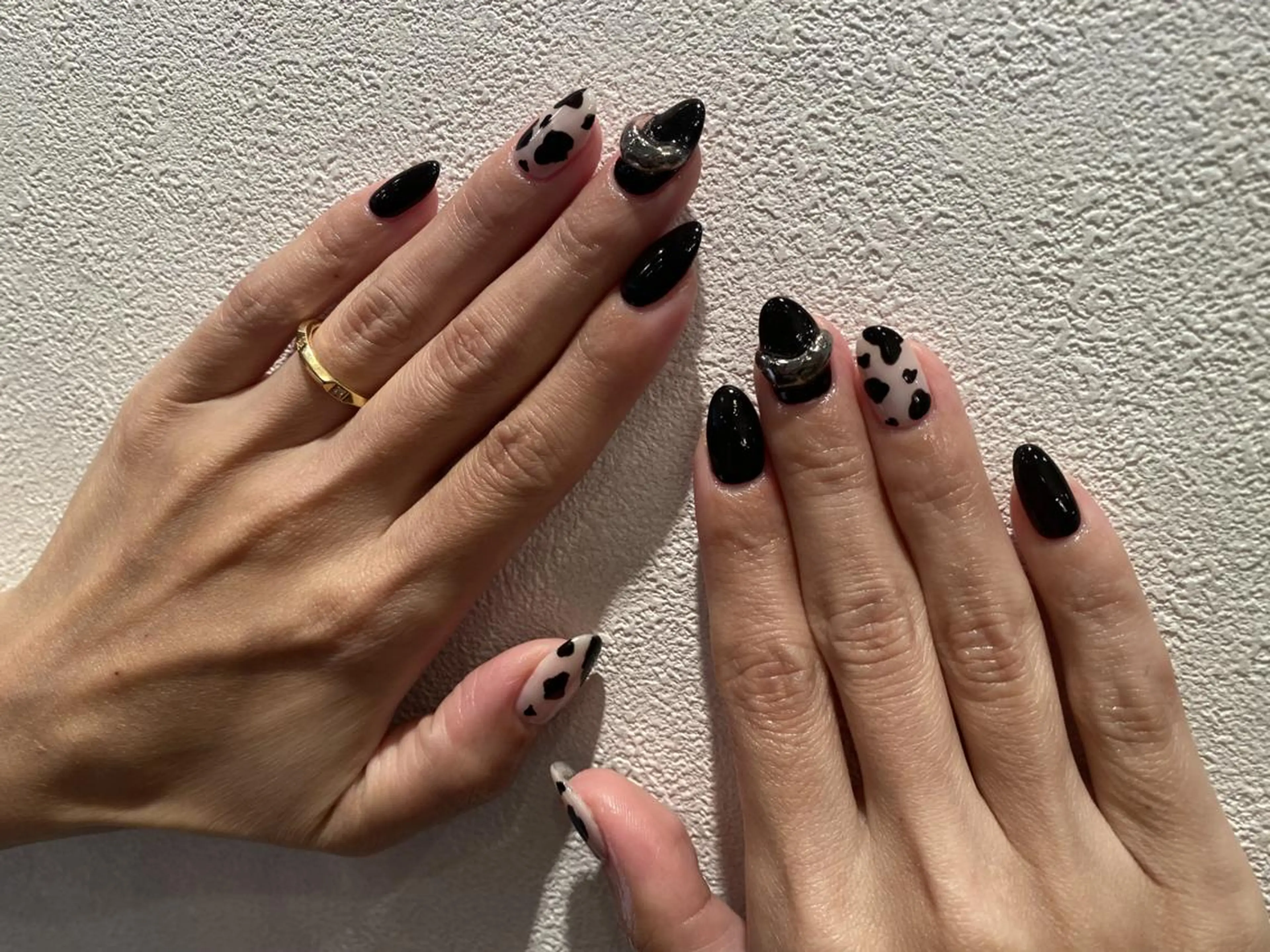 ネイル 【尾下】 ロイヤル•セラピストのネイルデザイン