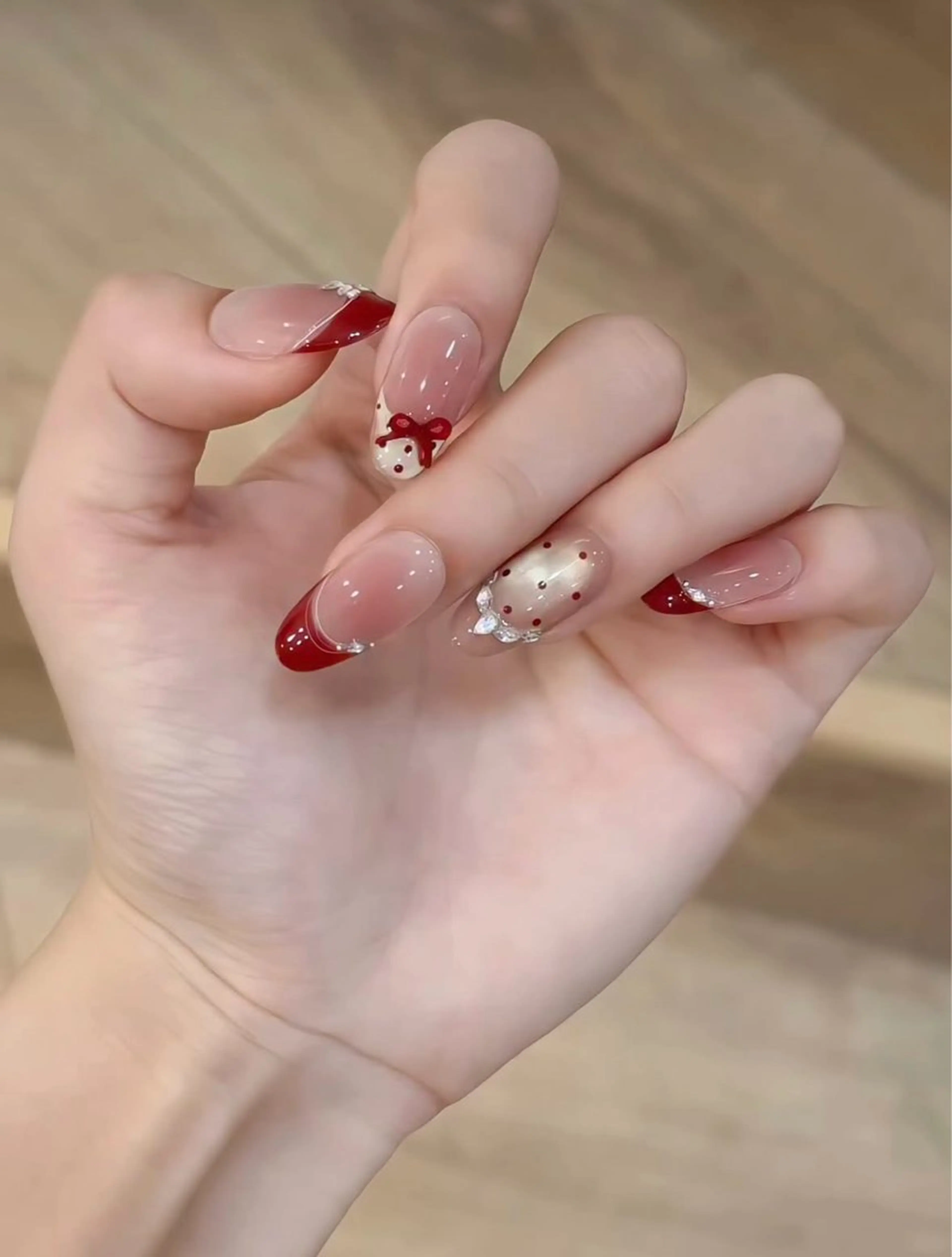 ネイル AMI NAIL 池袋所属・キム ハンのネイルデザイン