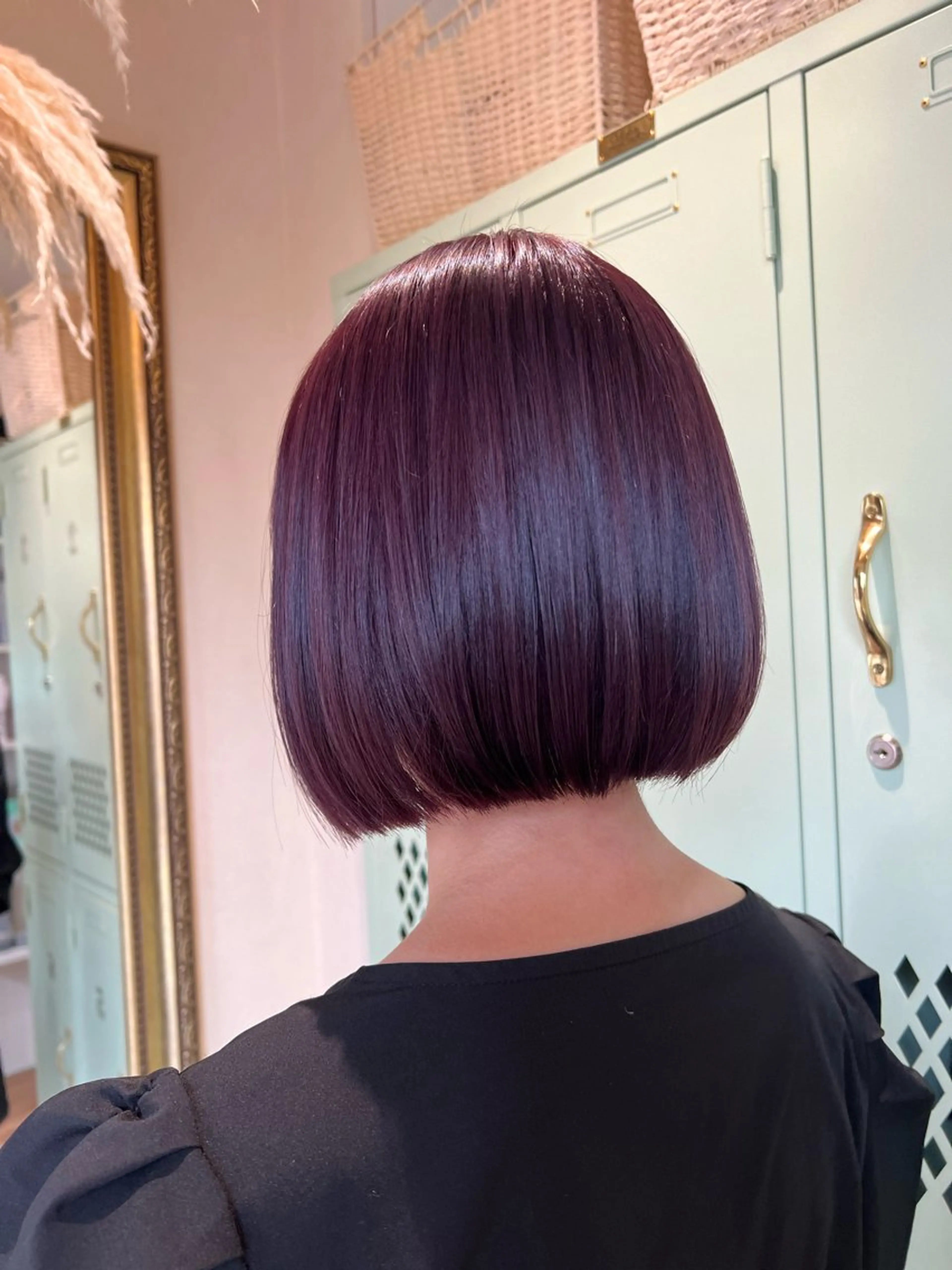 ショート ヘアカラー 朝が楽になる艶髪縮毛 ✨中稲明梨のヘアスタイル