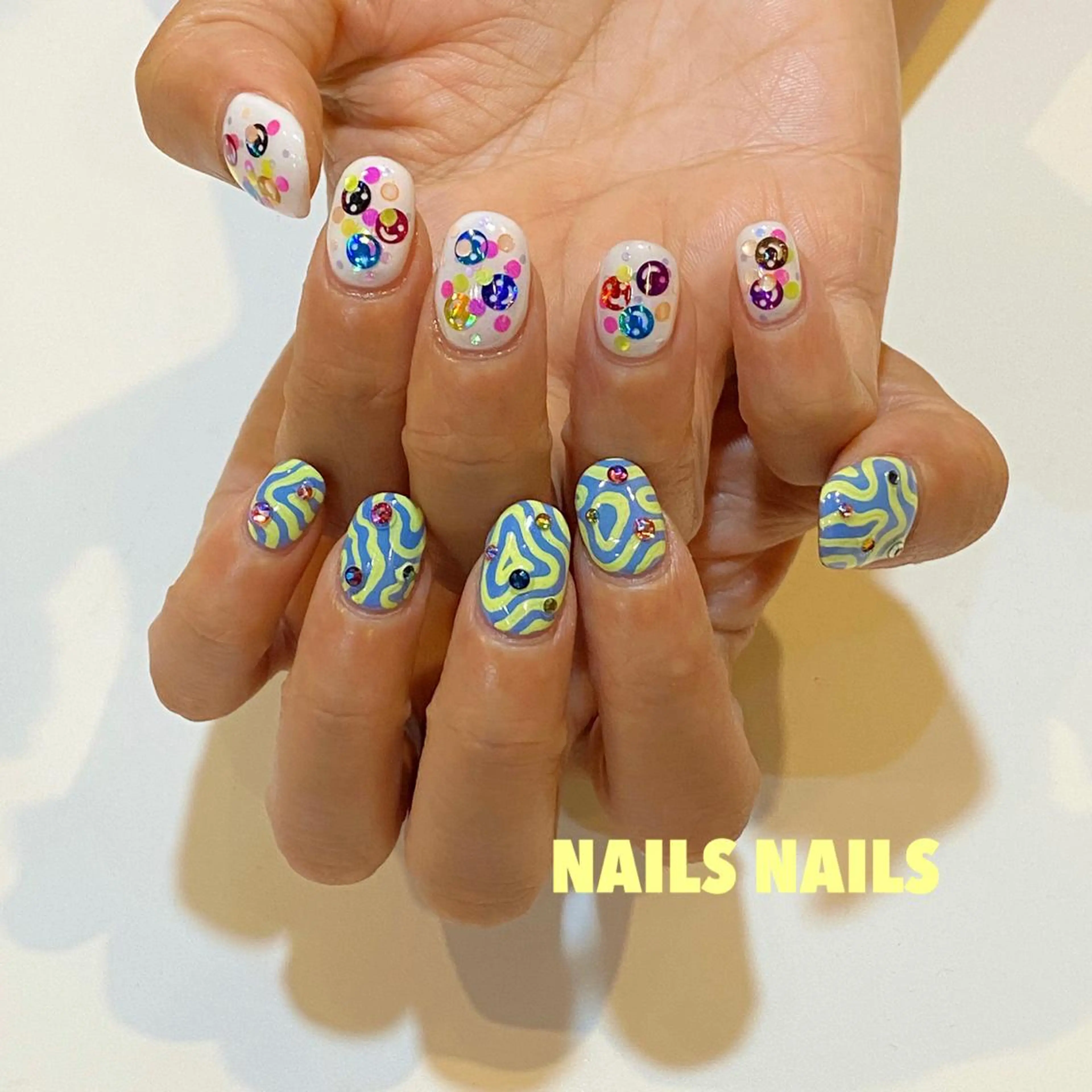 ネイル アートネイル ジェルネイル ホログラムネイル ショートネイル ハンドネイル NAILSNAILS ERIKAのネイルデザイン