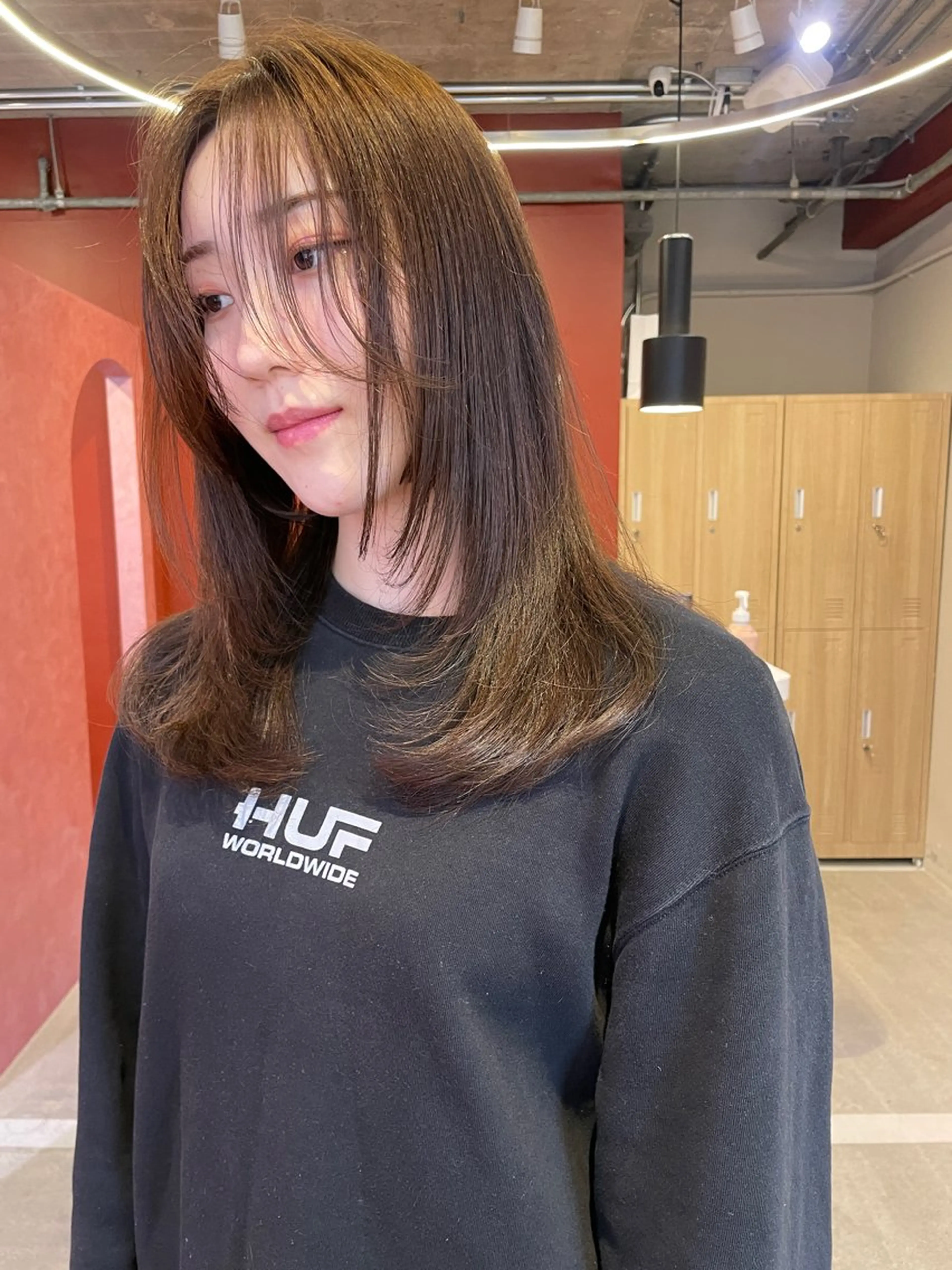 ミディアム 透明感🎀LOREN エリコ🌈のヘアスタイル