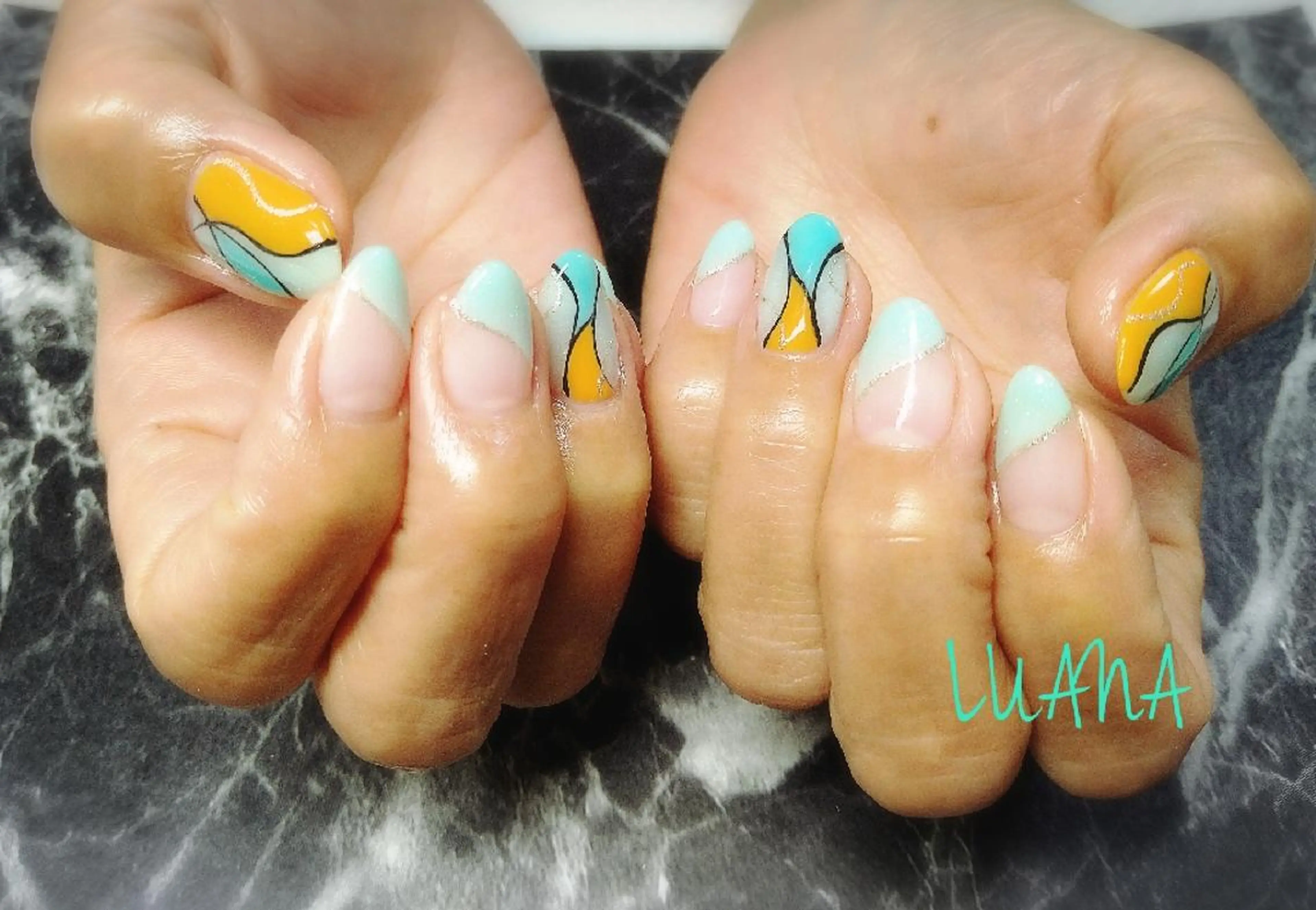 ネイル LUANA  TAKAHASHIのネイルデザイン