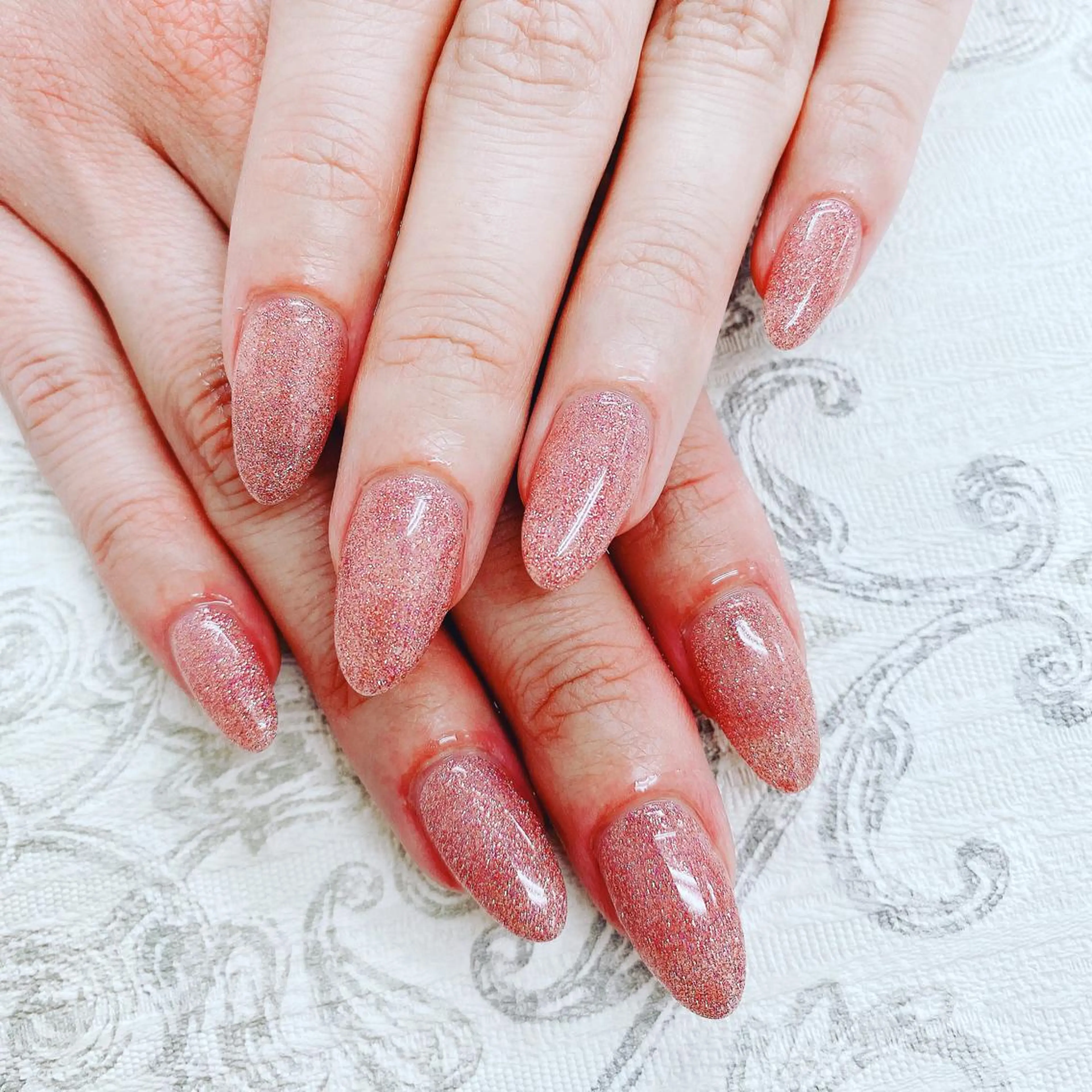 ネイル ラメ(グリッター) N._._.claw[エヌクロー]所属・N._._. clawのネイルデザイン