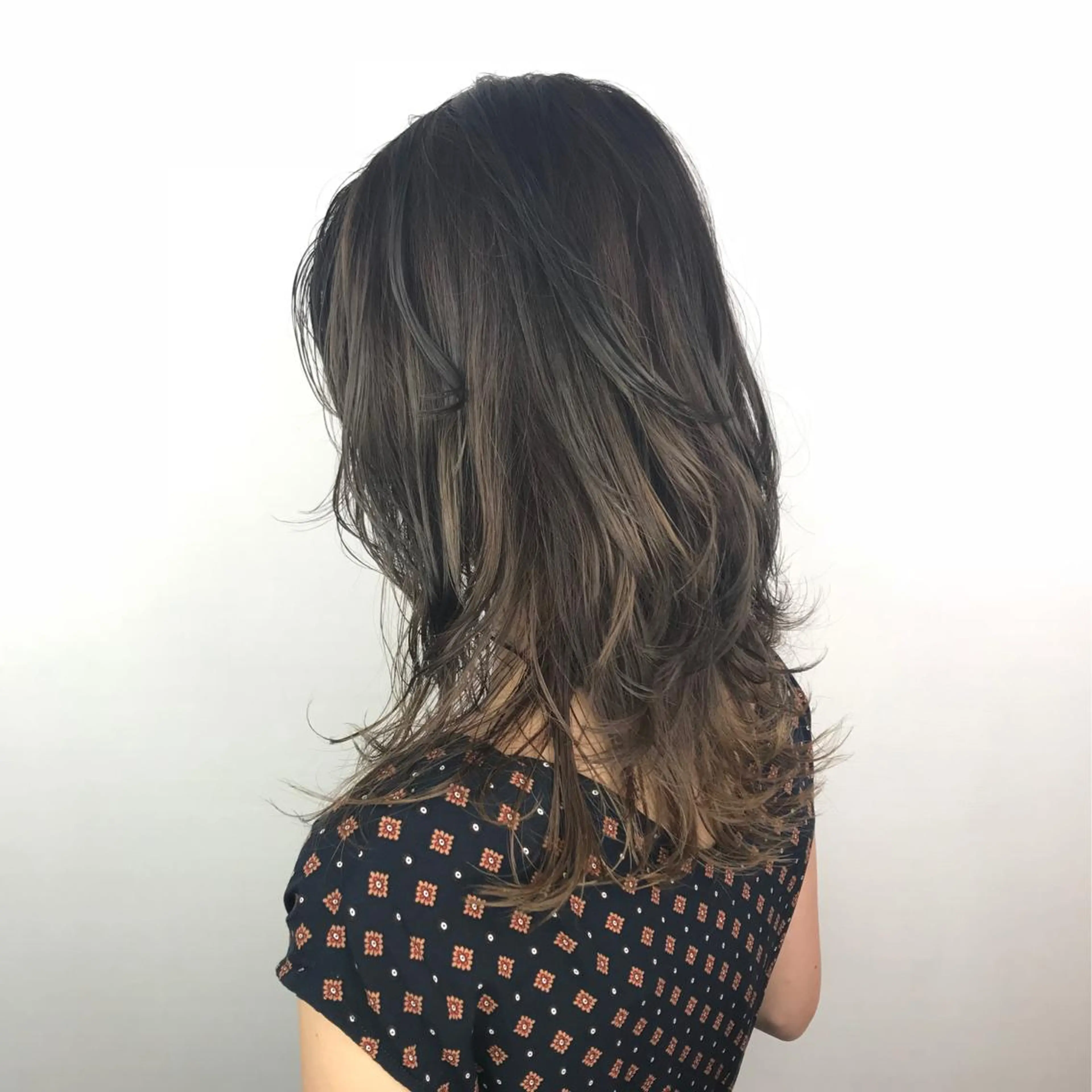 セミロング カラー 似合わせカット🌿 前川のヘアスタイル