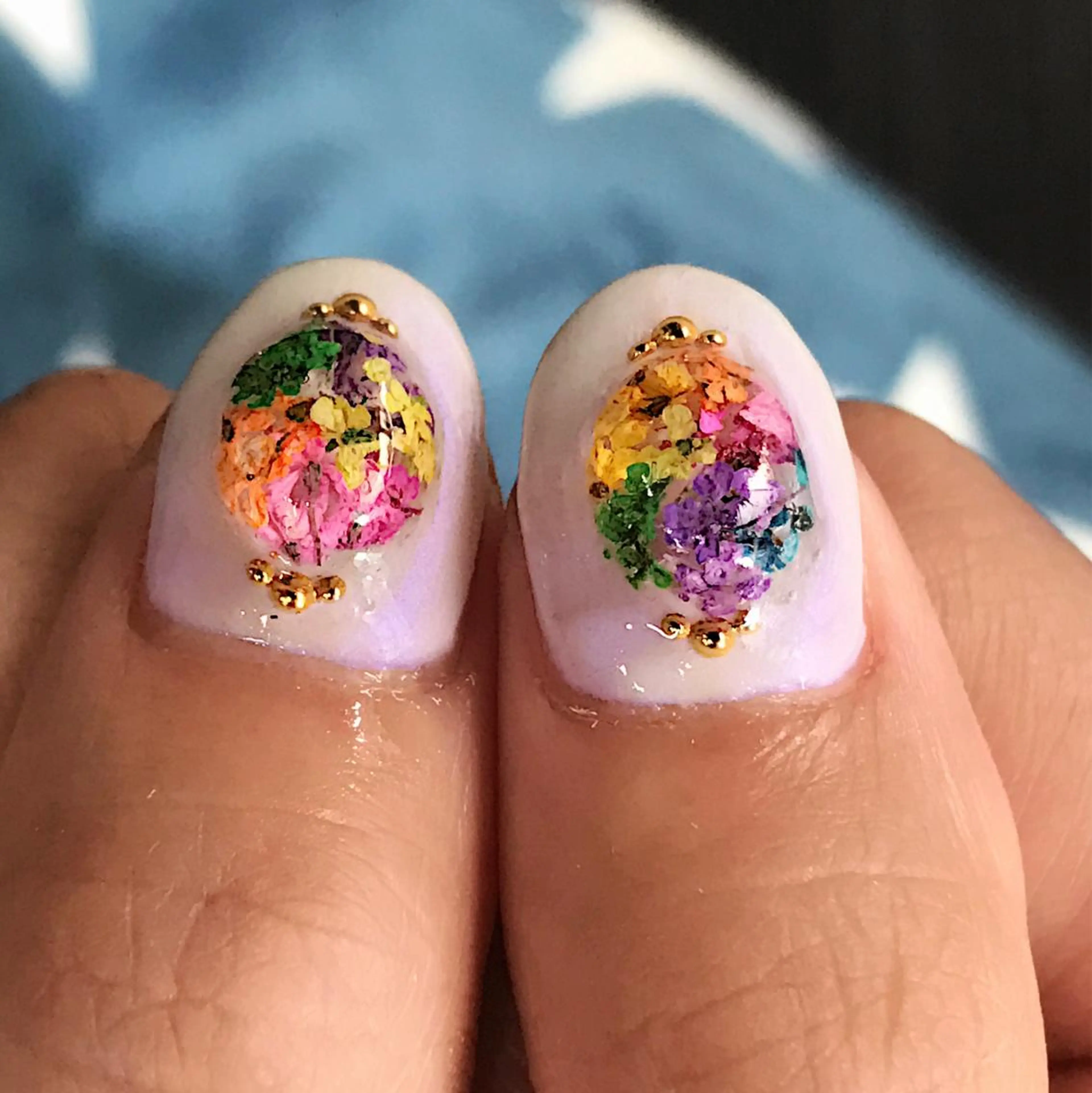 ネイル フラワーネイル 渋谷ビュレネイル Kaoruのネイルデザイン