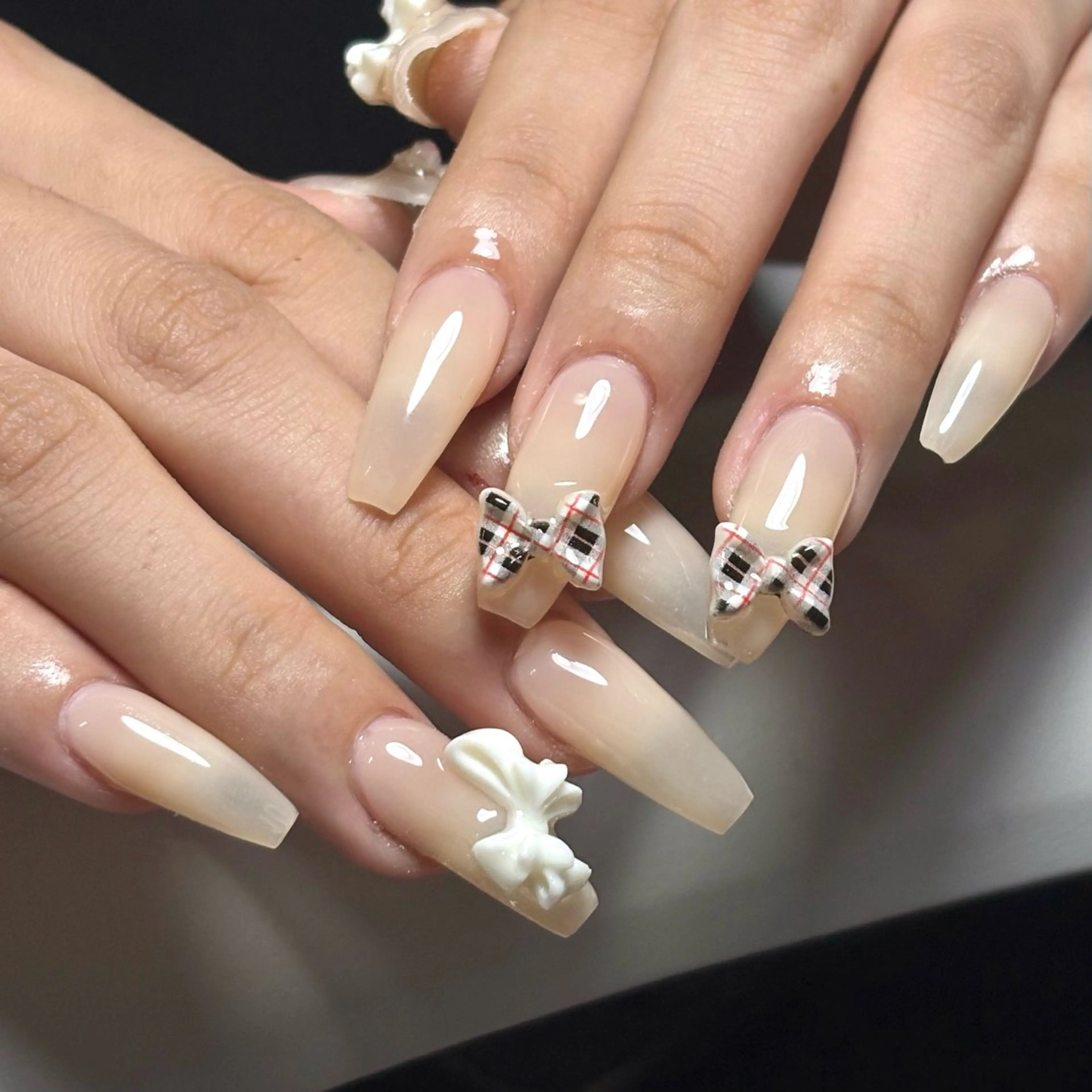 ネイル ハンドネイル Dark Honey nozomiのネイルデザイン