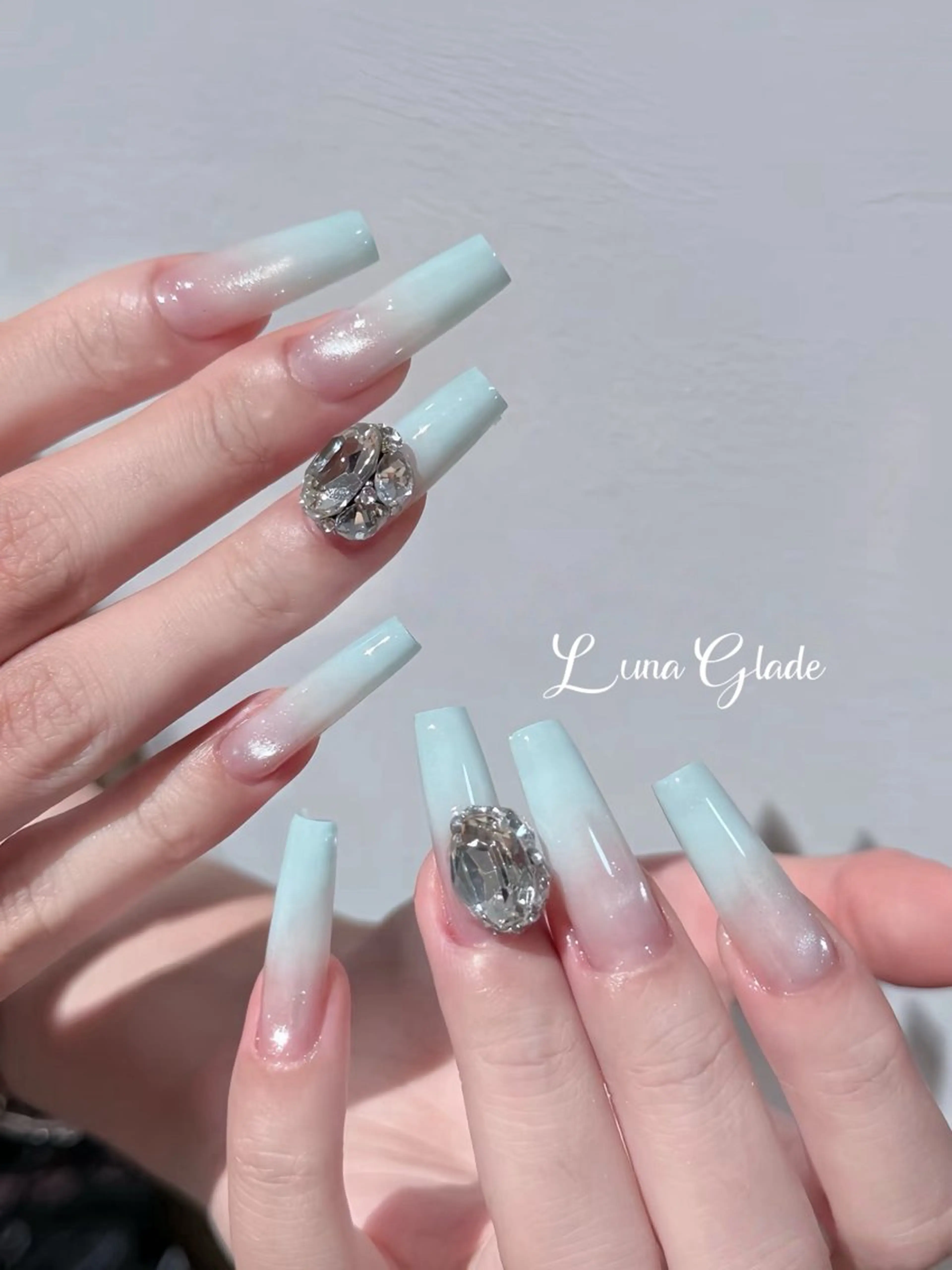 ネイル ハンドネイル Luna Glade Nail Salon所属・Luna Gladeのネイルデザイン