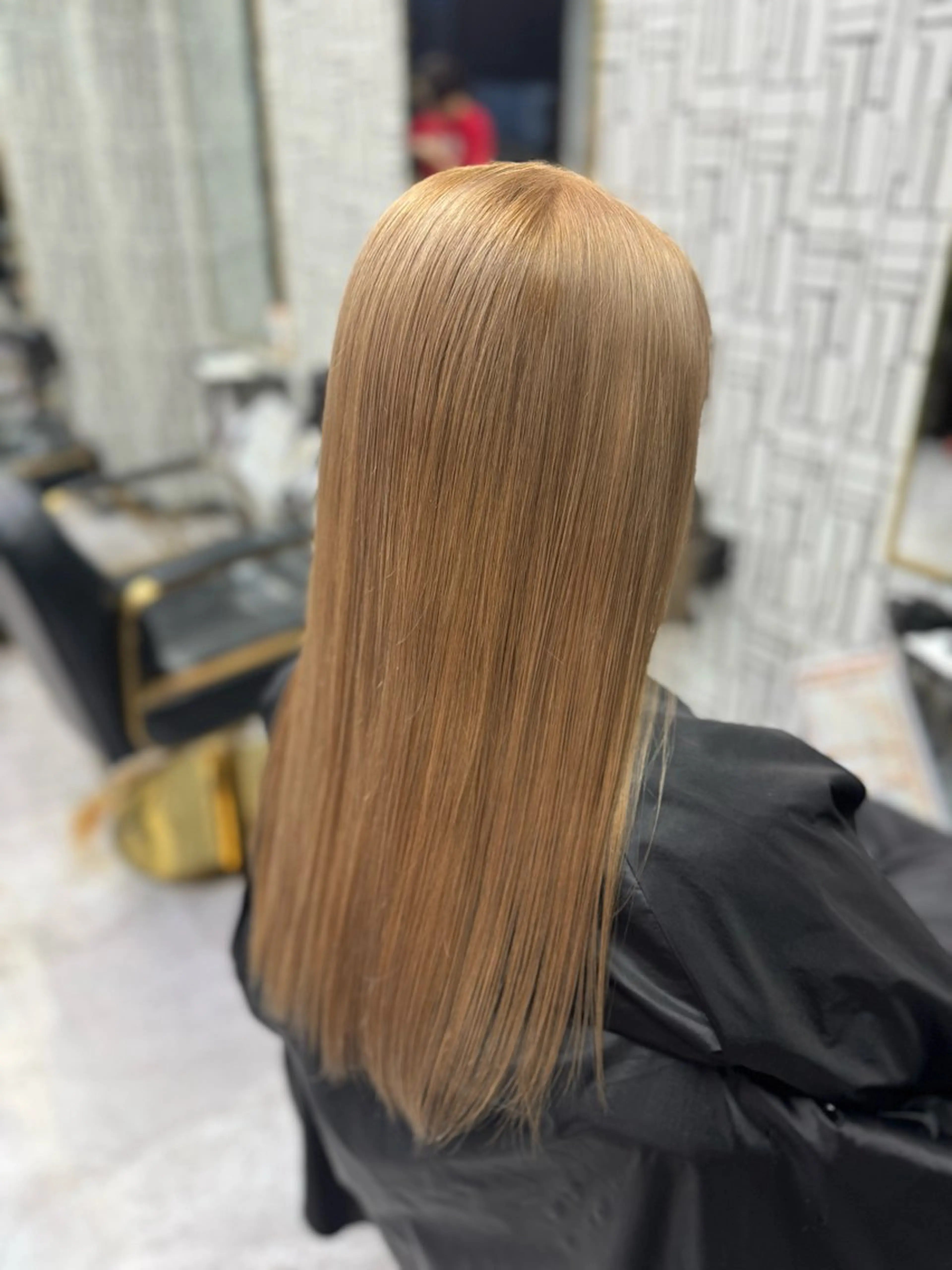 ロング 瀧下 唯のヘアスタイル