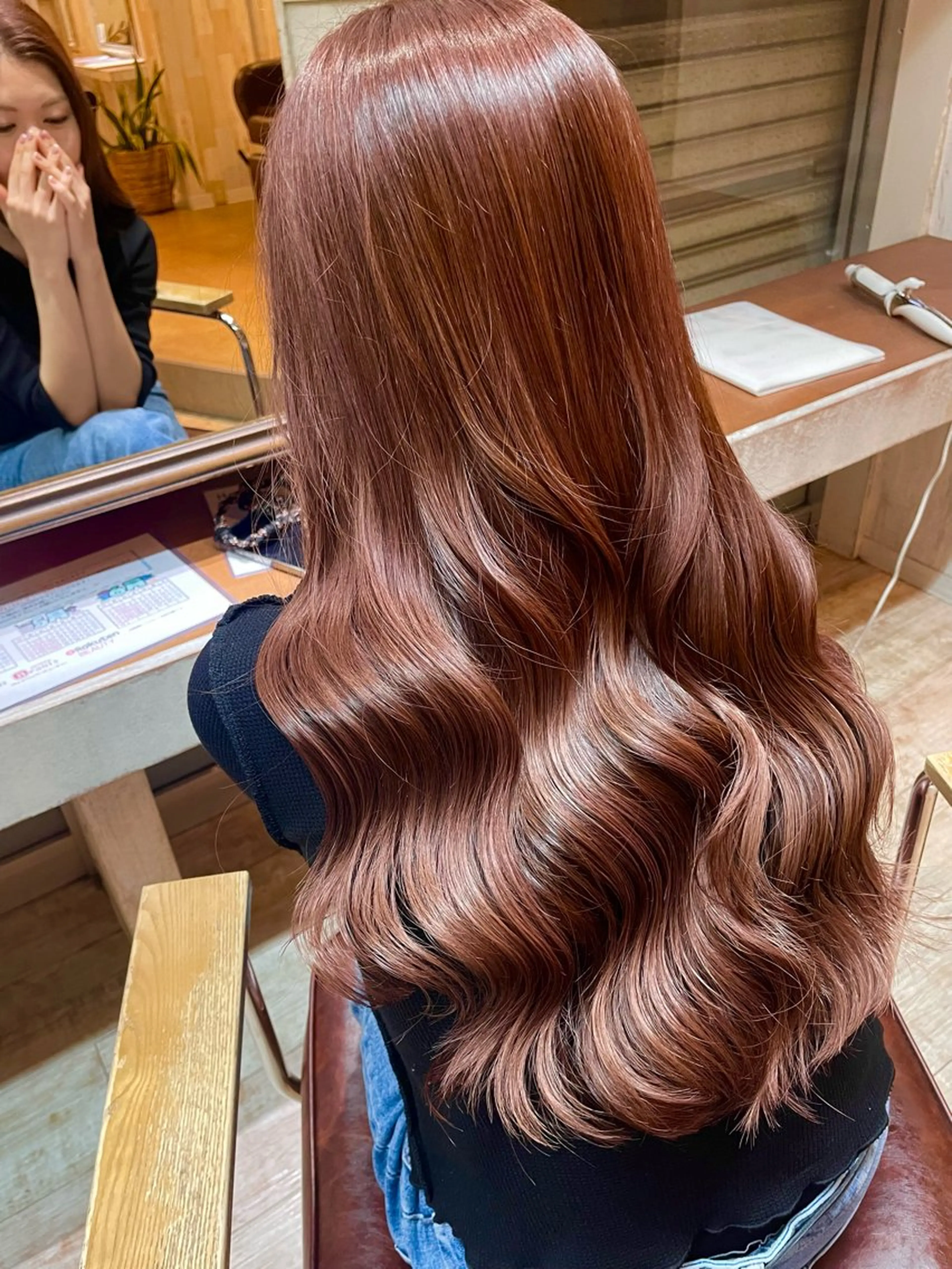 ロング 古澤 あかねのヘアスタイル