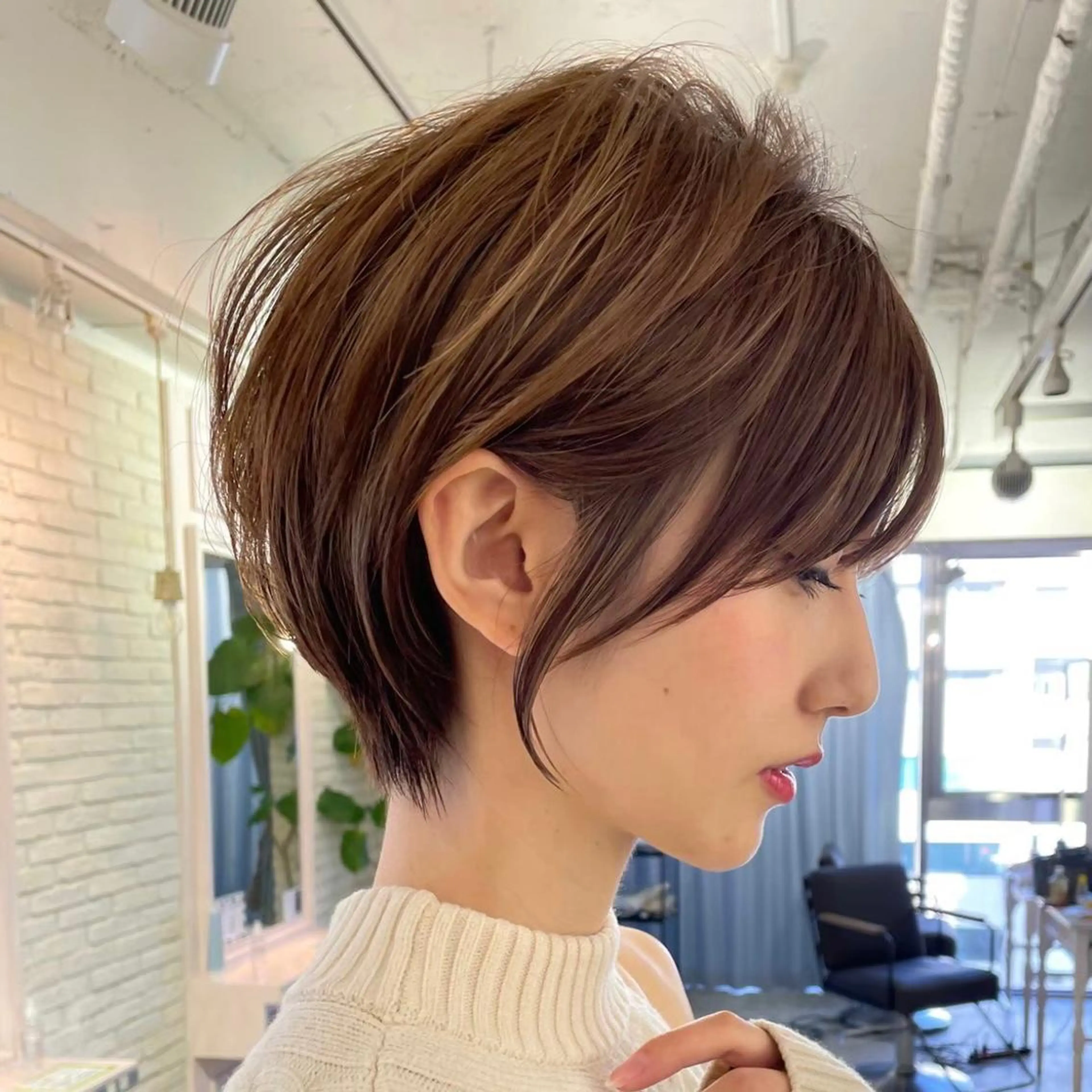 ショート カラー パーマ ハイライトカラー ハイライト 似合わせカット ショートヘア トリートメント 縮毛/レイヤー 韓国/橋口のヘアスタイル