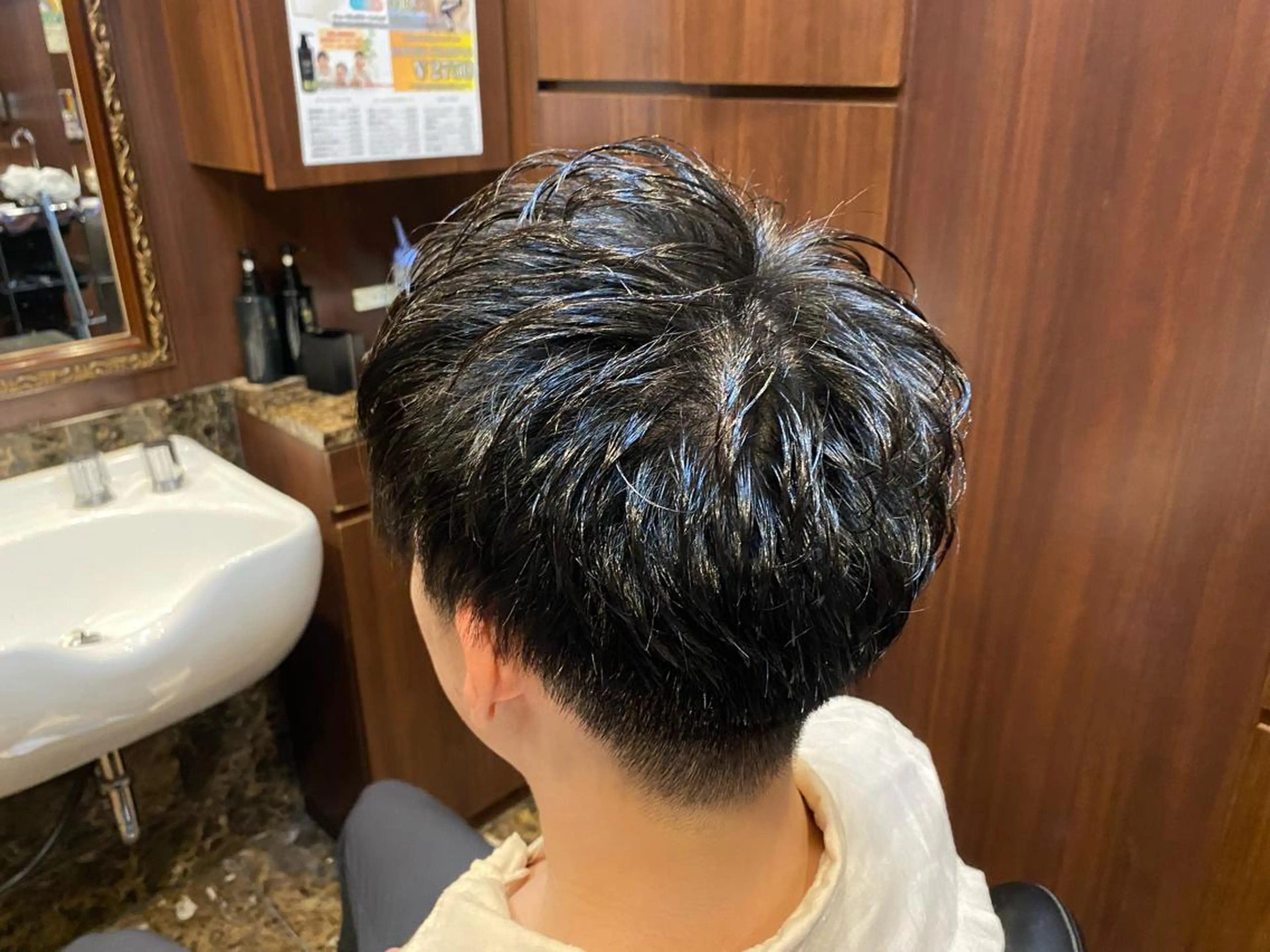 ショート パーマ メンズ 浅見 天翔のヘアスタイル