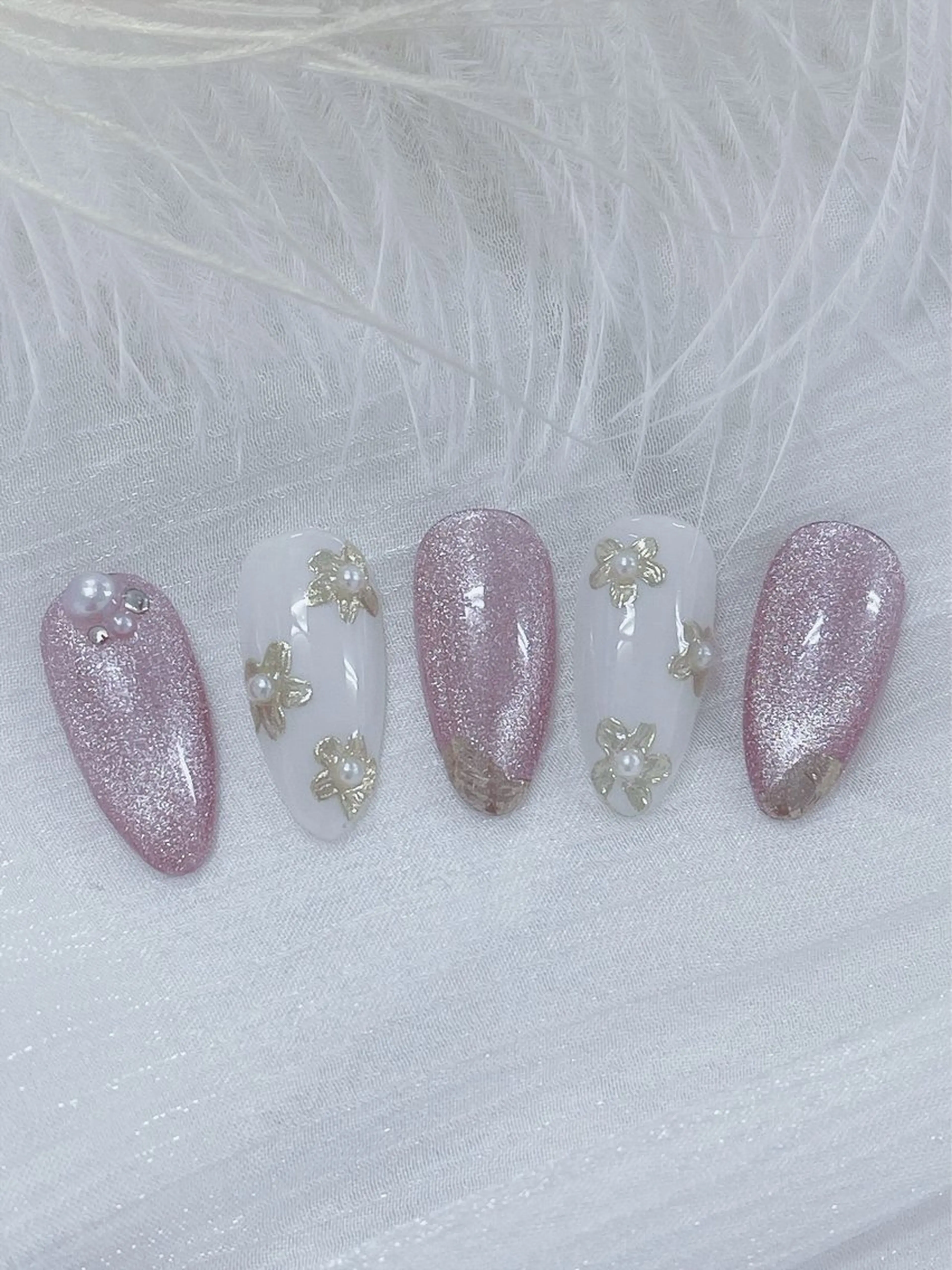 ネイル チークネイル 成人式 フレンチネイル グラデーション 氷ネイル・うるうるネイル ハンドネイル 陳 rinaのネイルデザイン