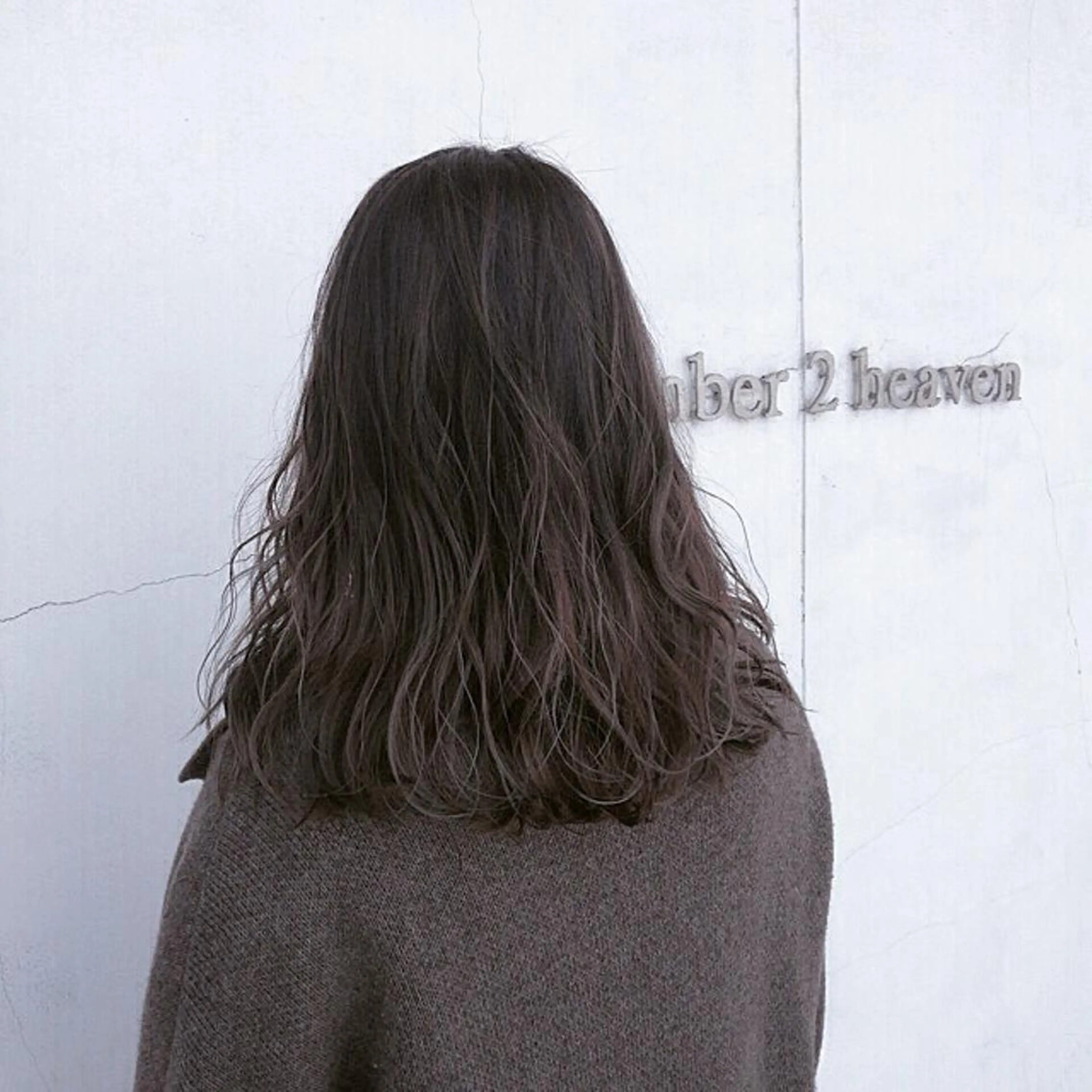 セミロング Number2heaven所属・遠藤 和美のヘアスタイル