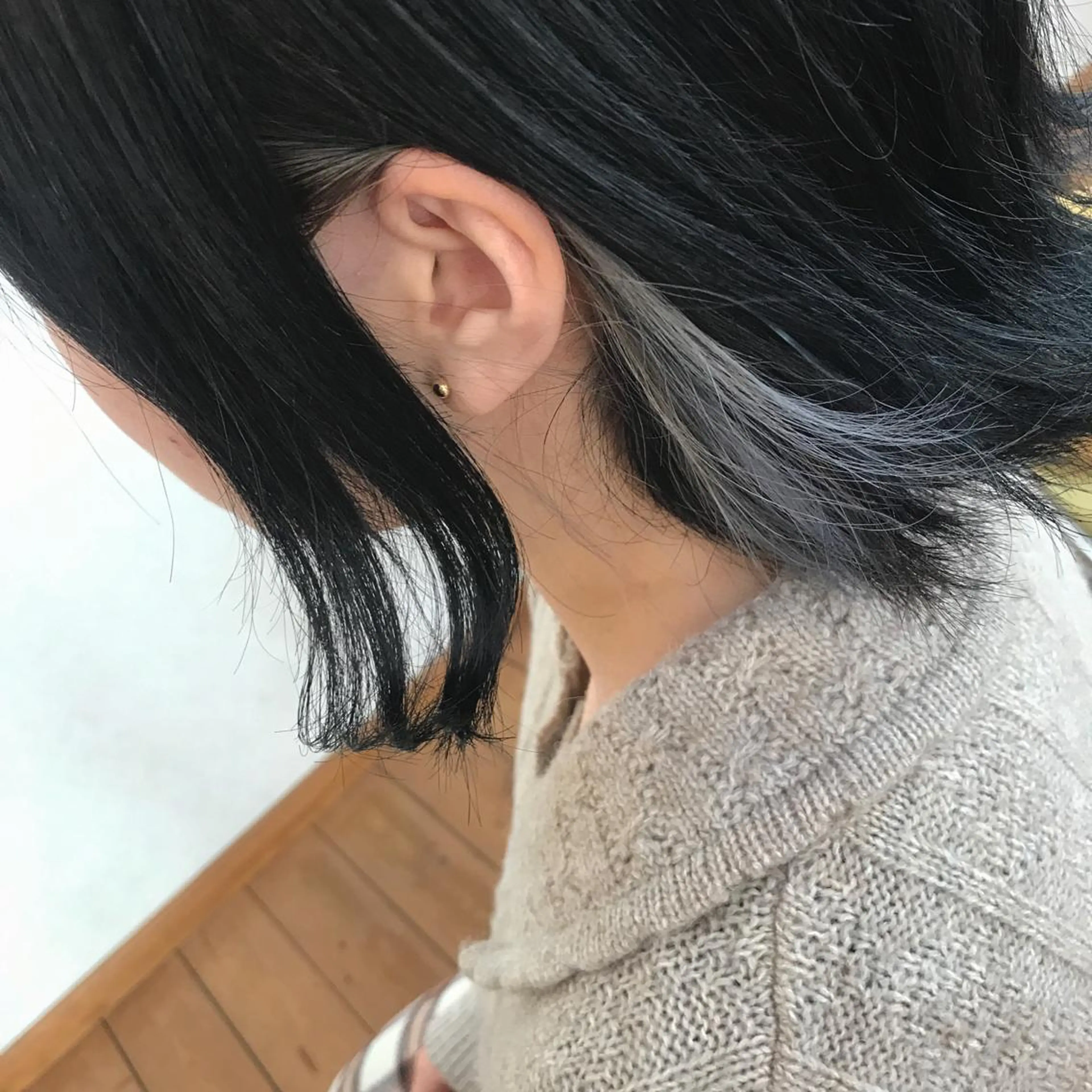 ミディアム カラー 荒木 ひろかのヘアスタイル