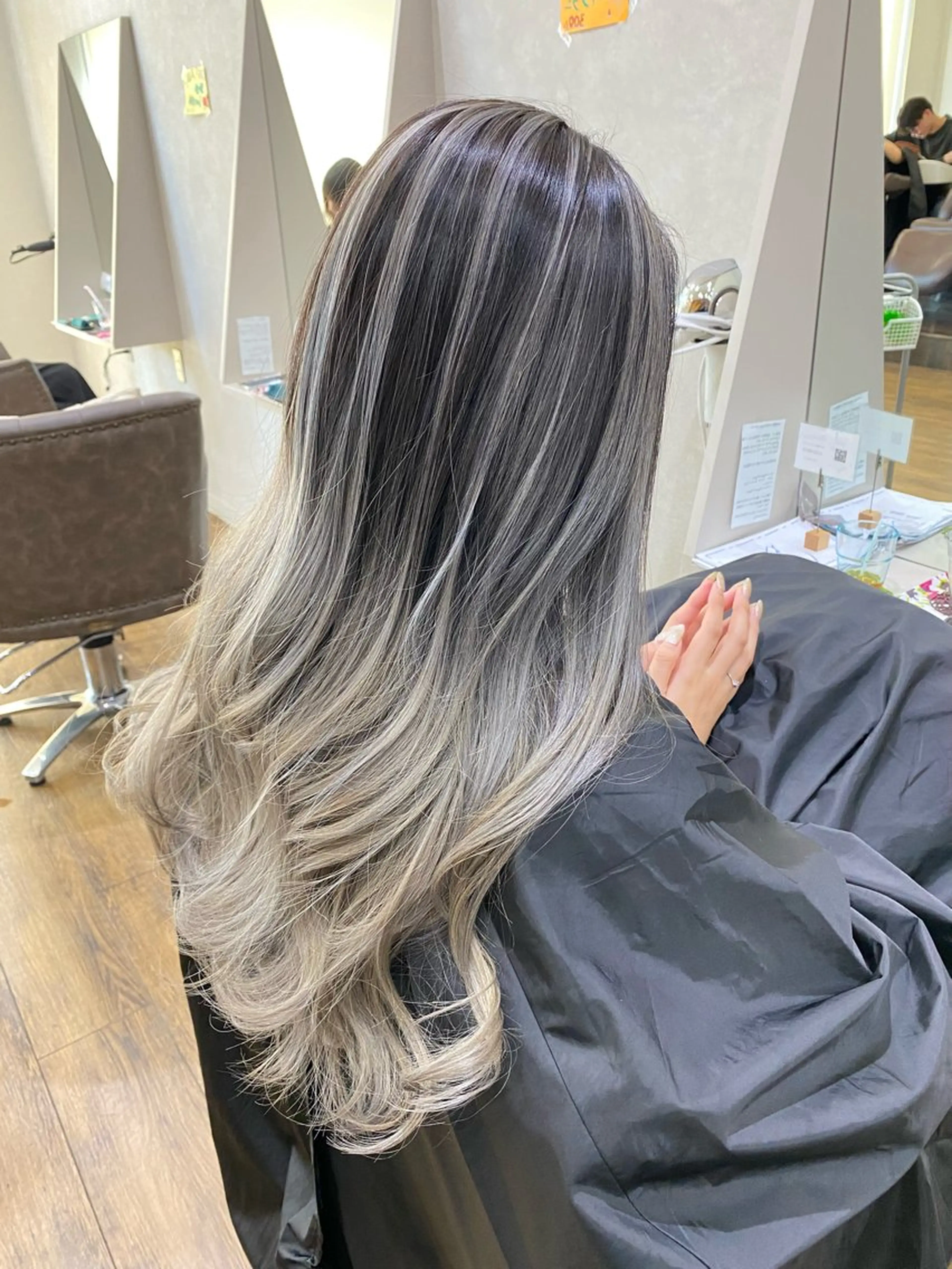 ロング 赤み消し特化/ 藤本 彩果のヘアスタイル