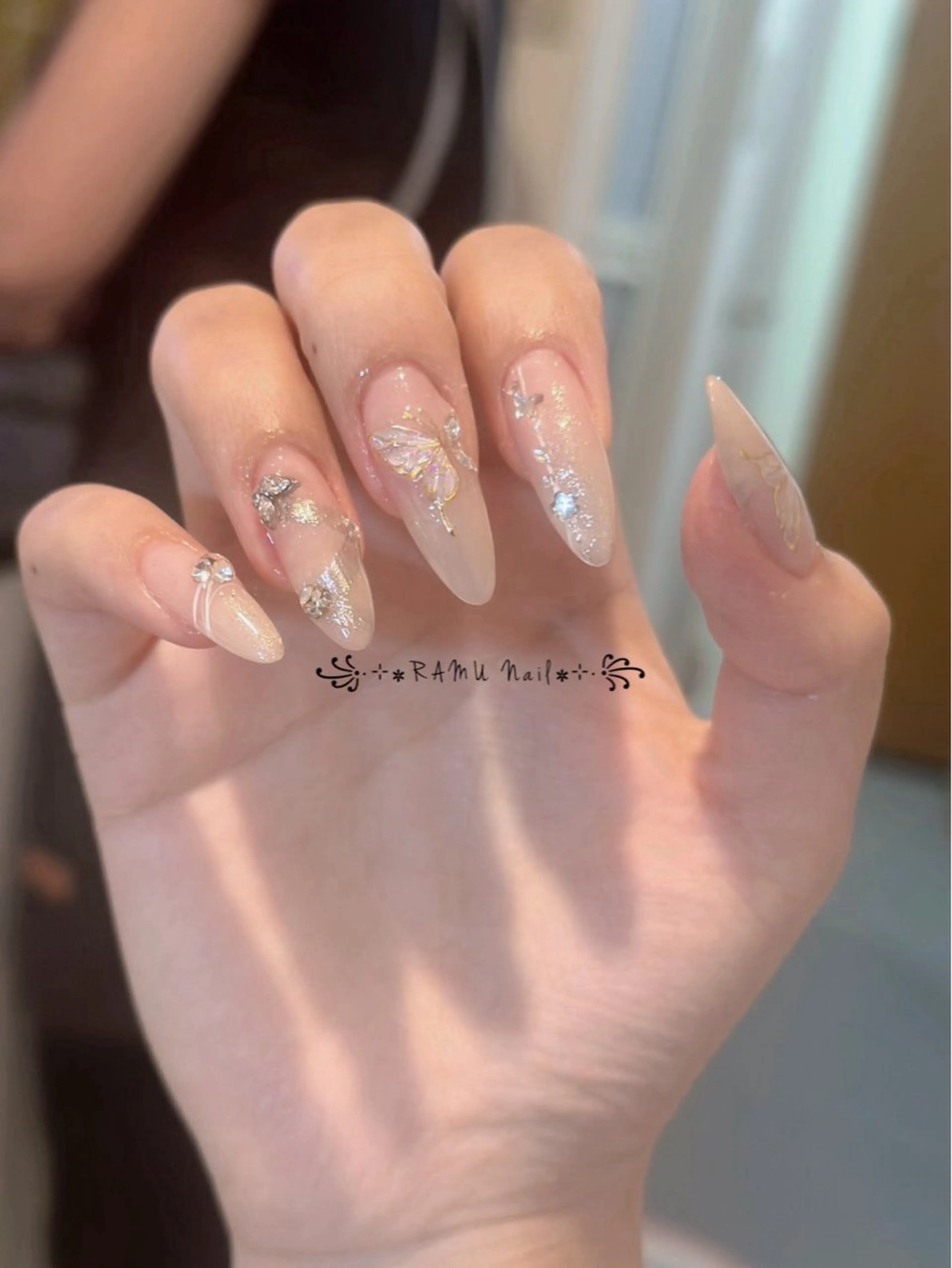 ネイル キラキラネイル マグネットネイル ミラーネイル ピンク 夏ネイル ハンドネイル RAMU Nail 恵比寿店のネイルデザイン