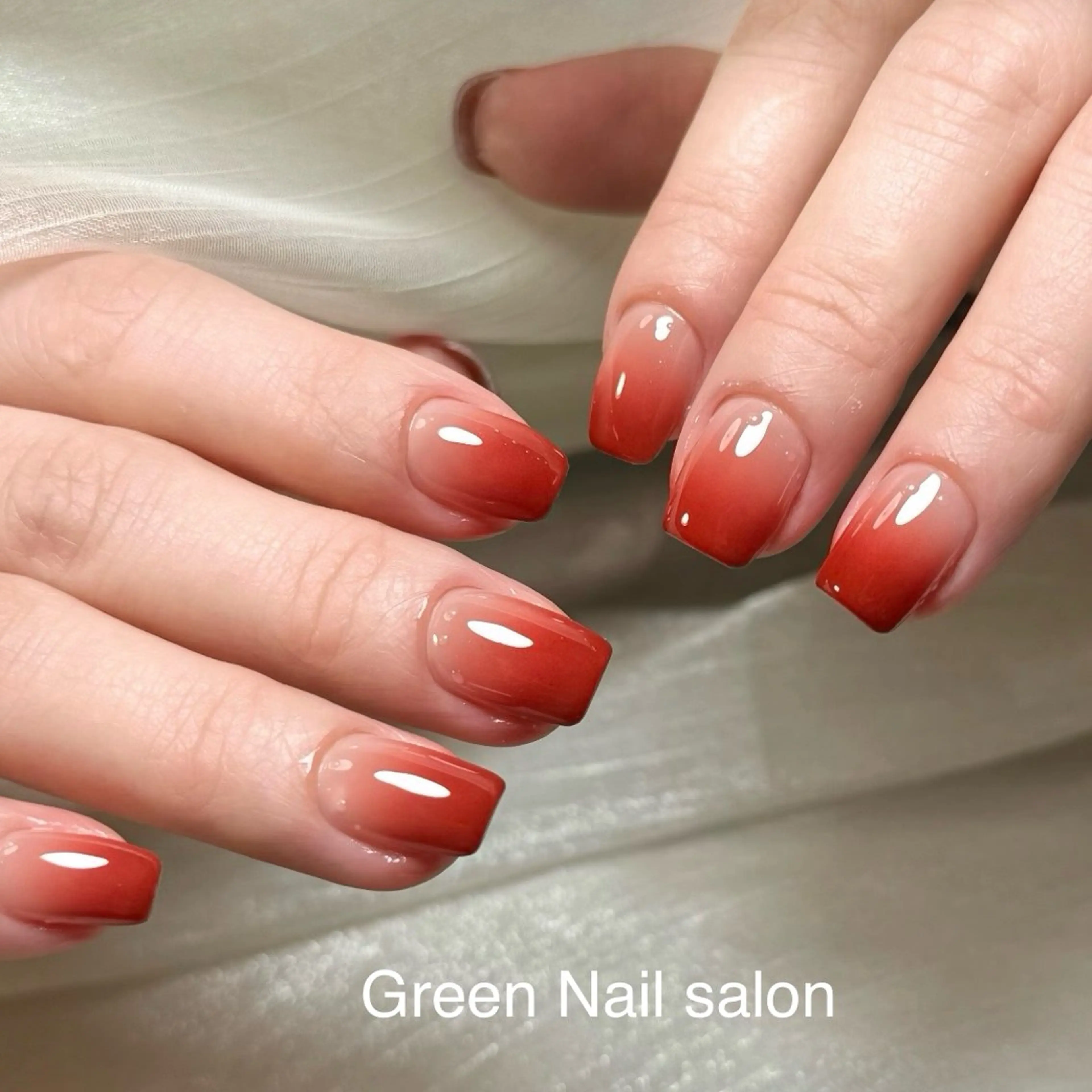 カラー GreenNailsalon所属・GreenNail salon GIのネイルデザイン