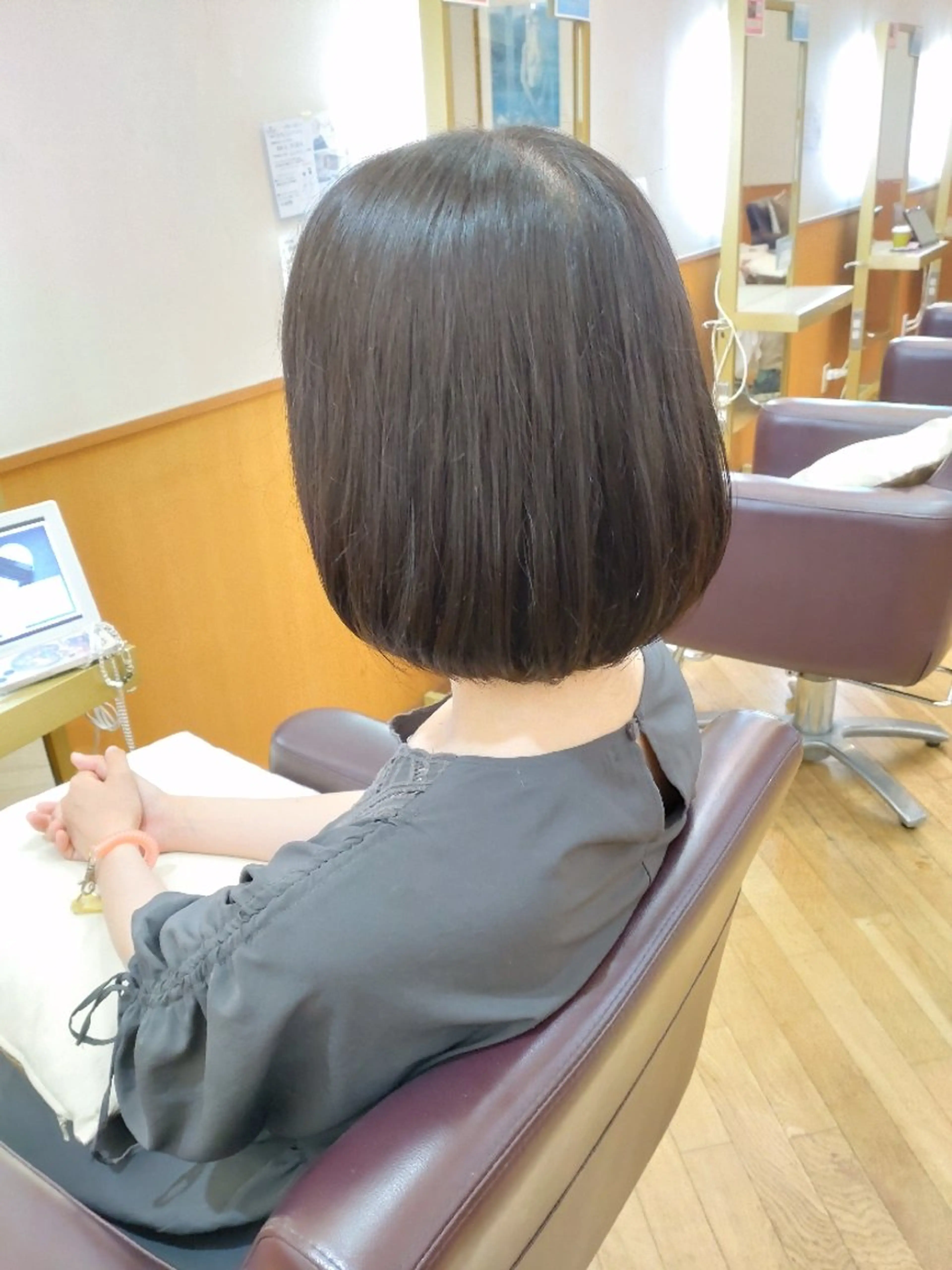 ショート カット ヘッドスパ 仮屋 敬介のヘアスタイル