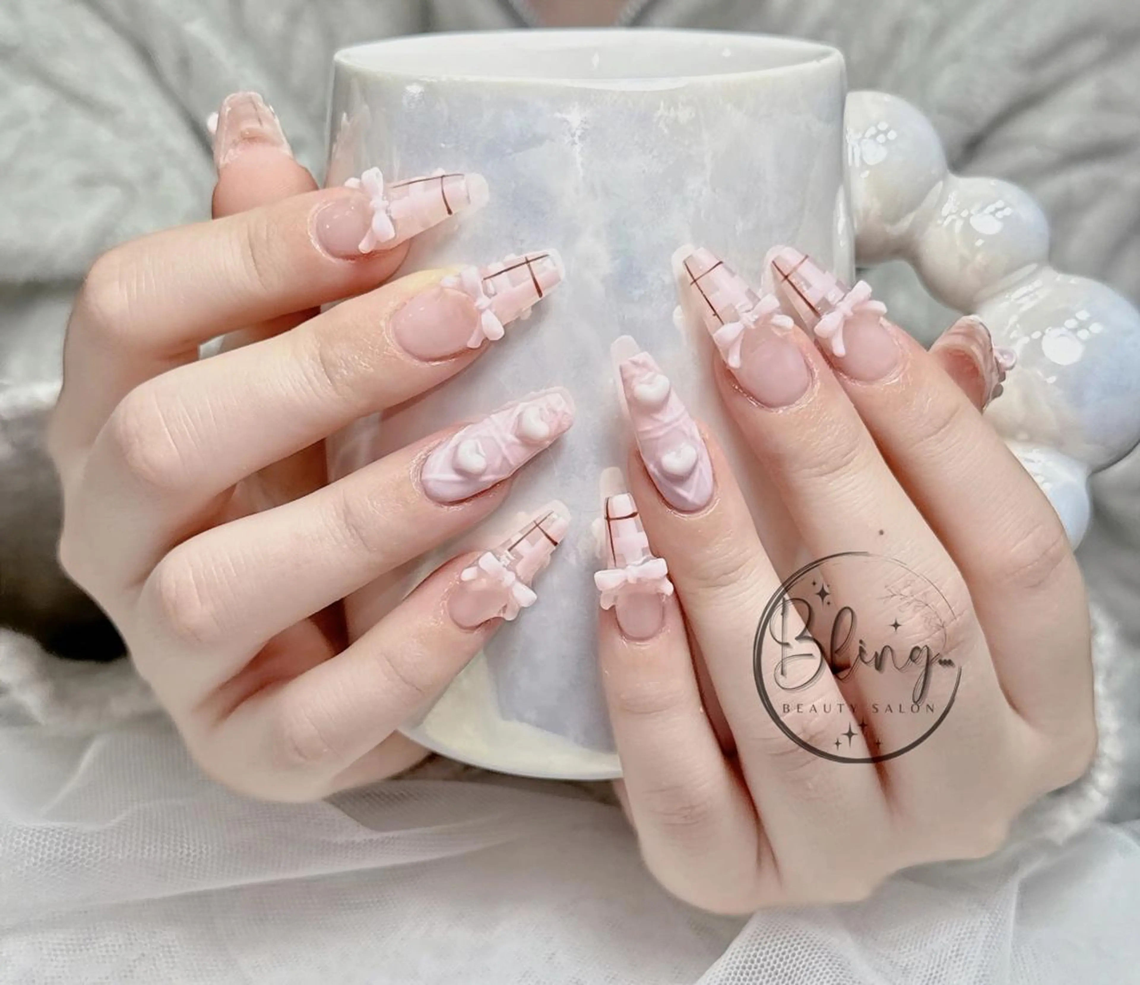 ロング 韓国風ヘア ハンドネイル 高橋 ユキのネイルデザイン